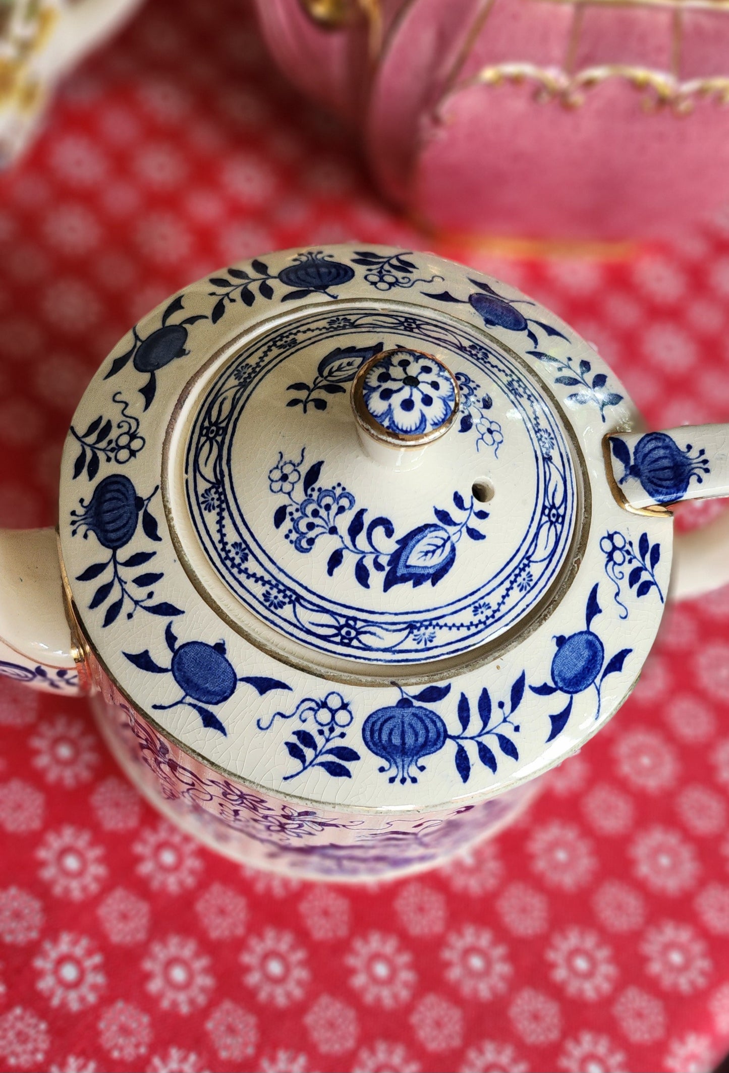 Antique English Sadler Blue and white Staffordshire Teapot with mini chip inside lid