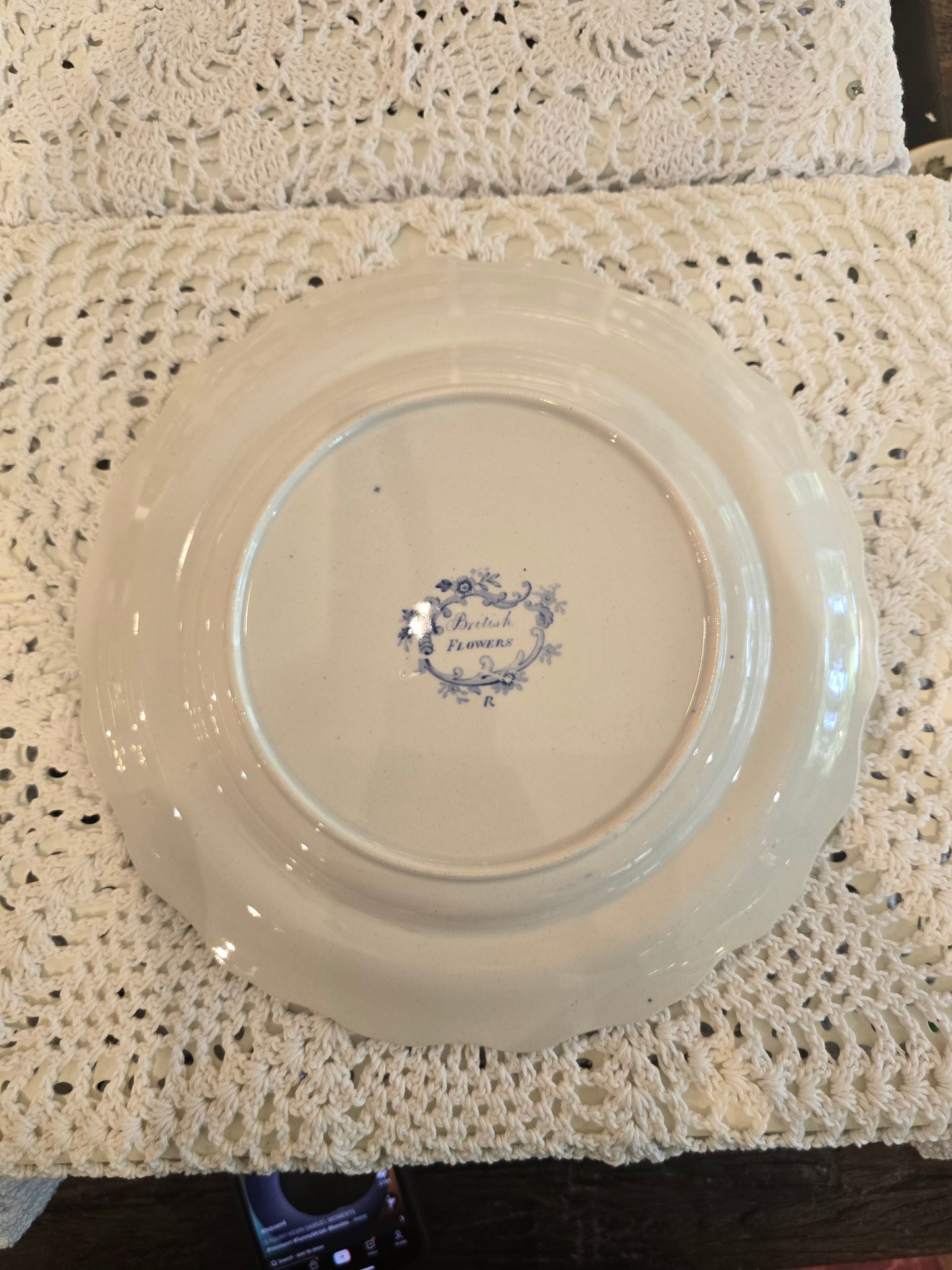 1890 British Flower Luncheon Plate 23cm
