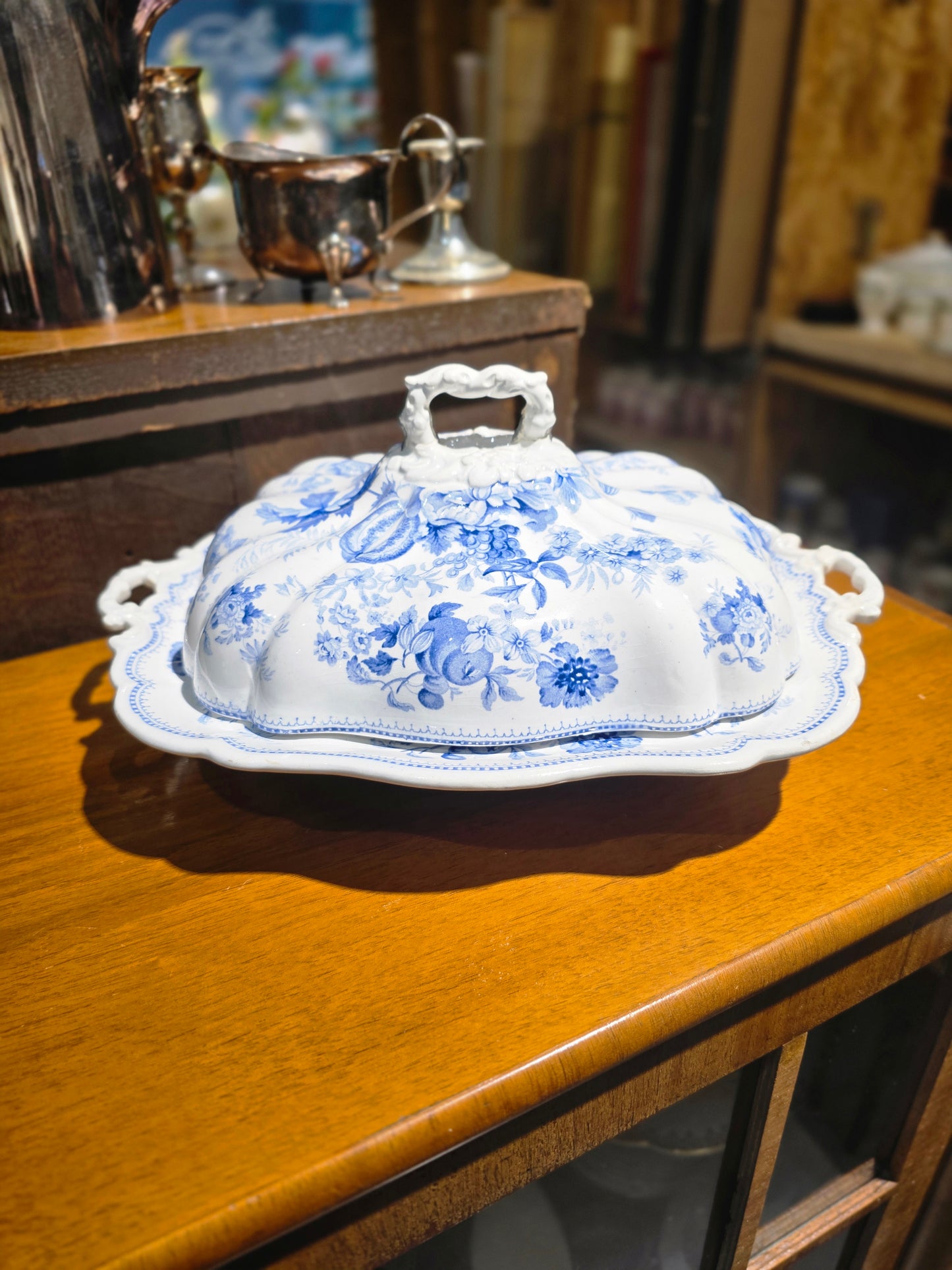 British Flower serving Platter with lid