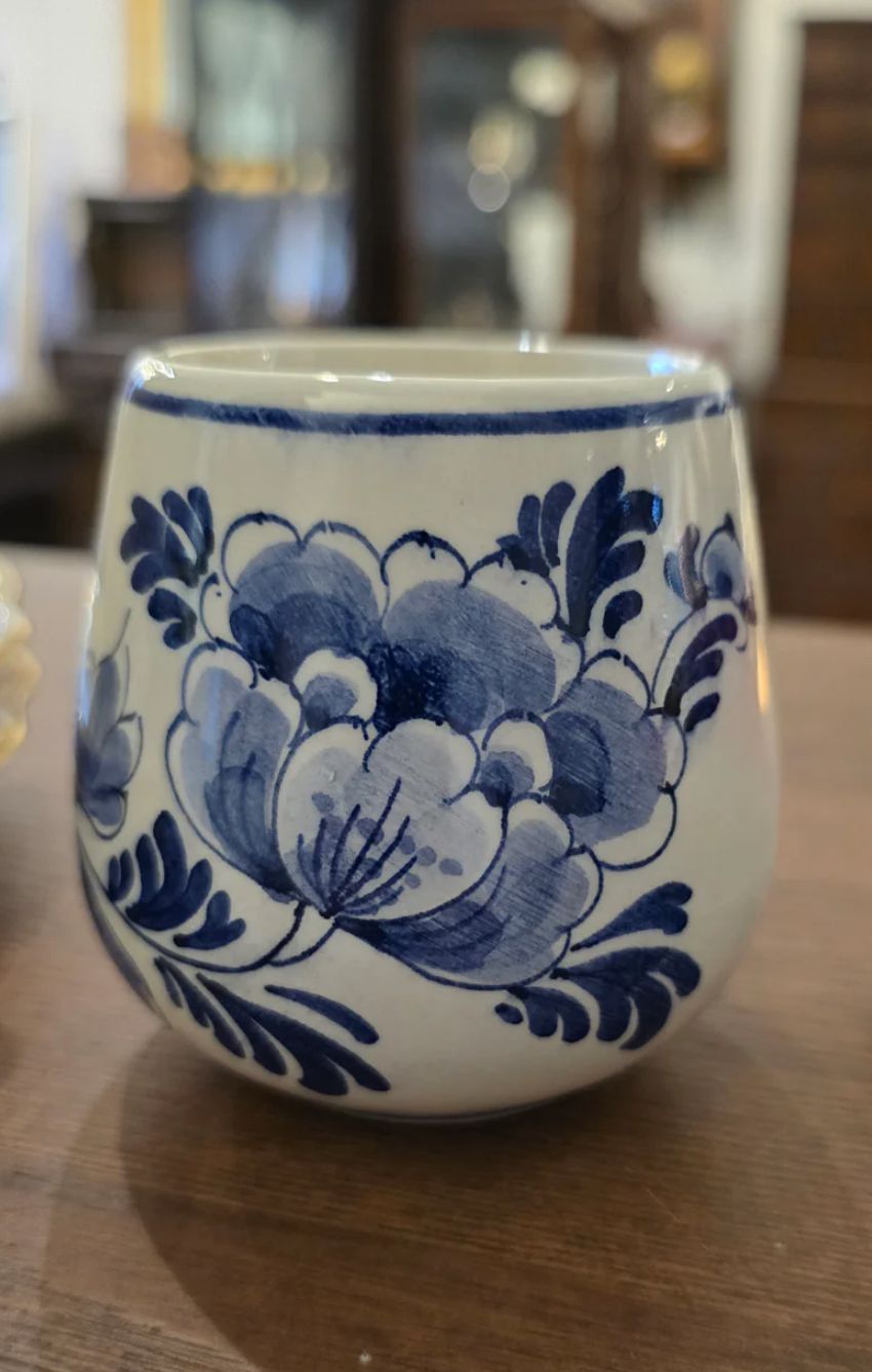 Hand Painted Flower Delft Ceramic Mini cup