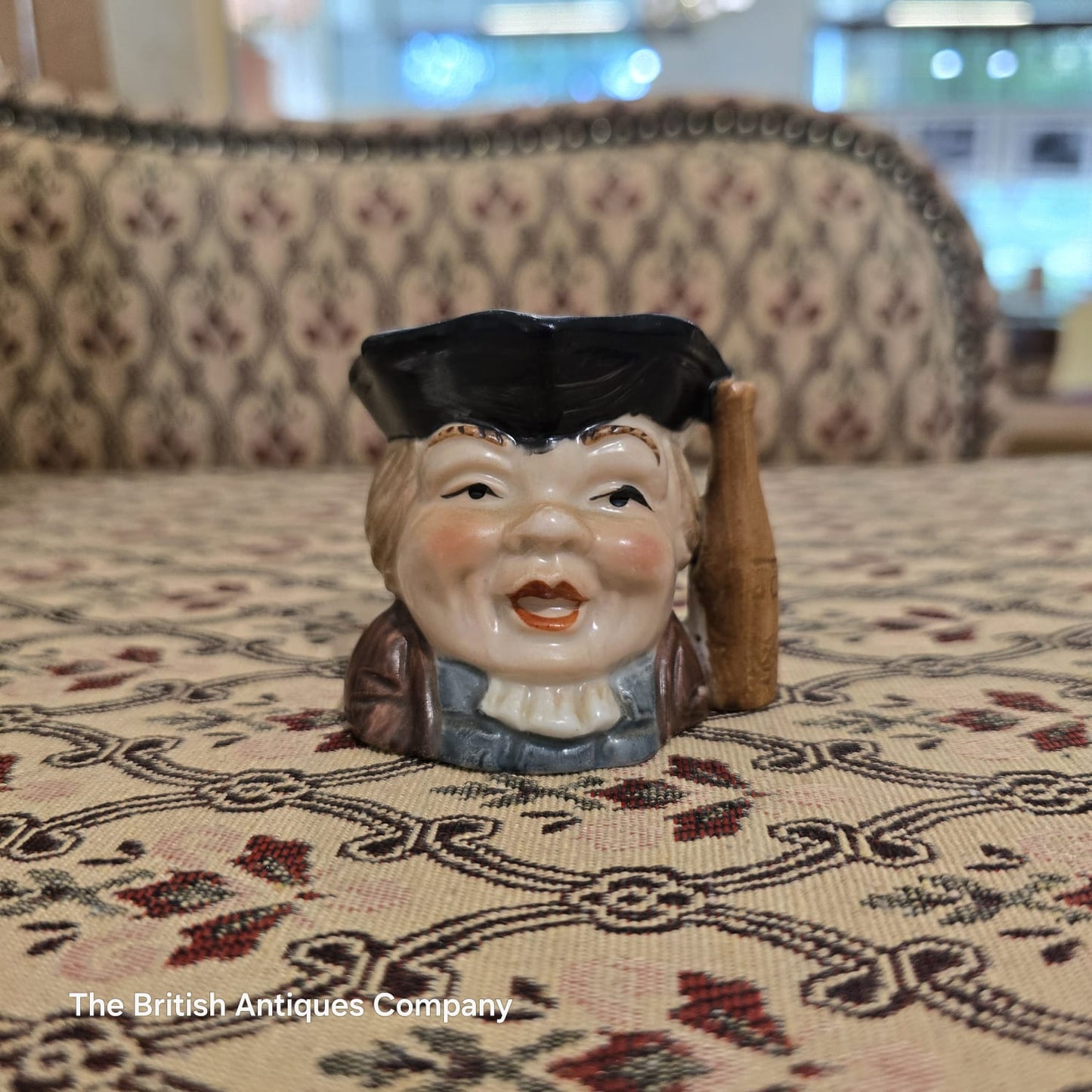 Miniature Toby Jug: Jolly Scholarly Gentleman