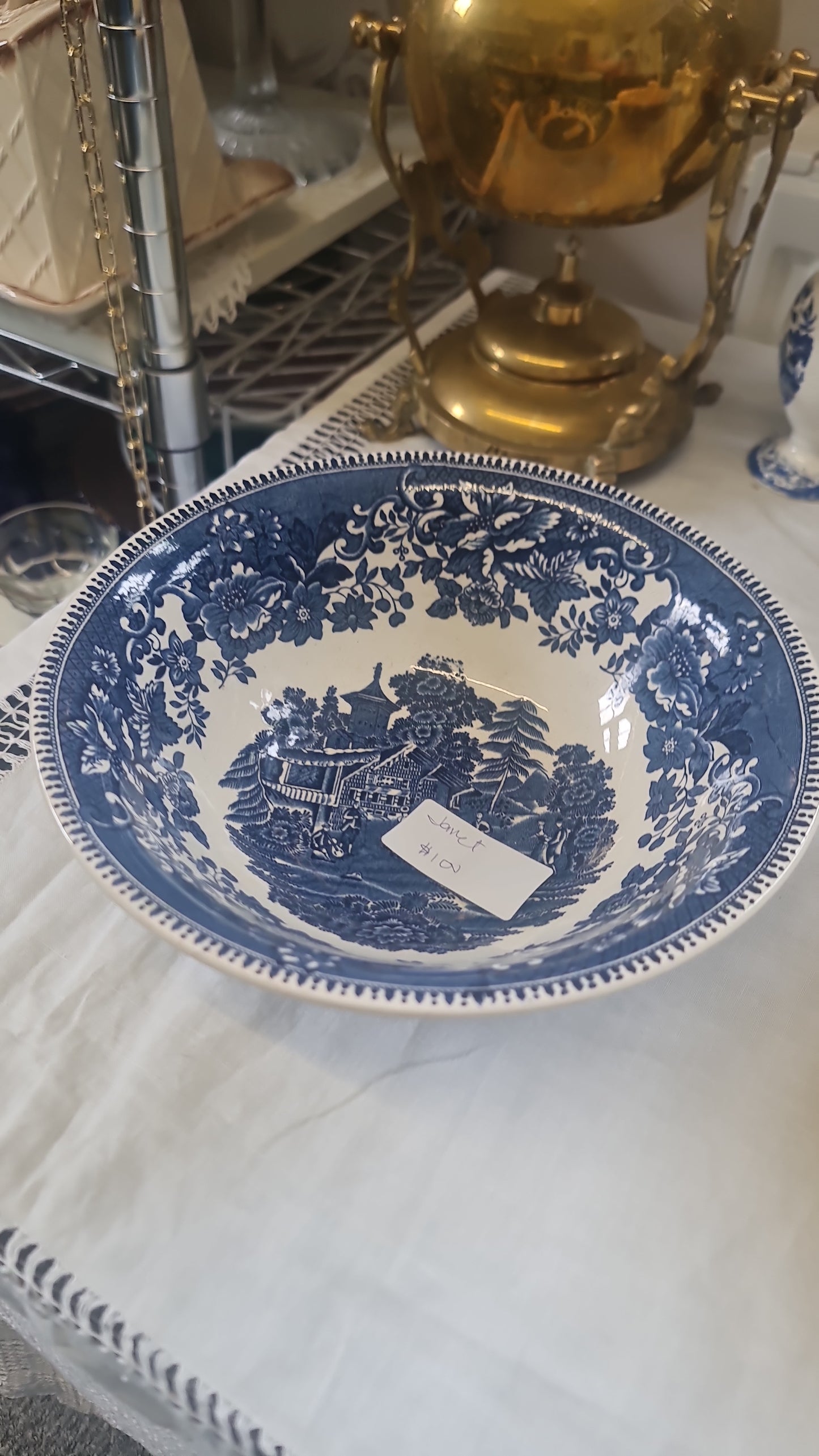 Enoch Wedgwood Avon cottage bug bowl - minor crazing