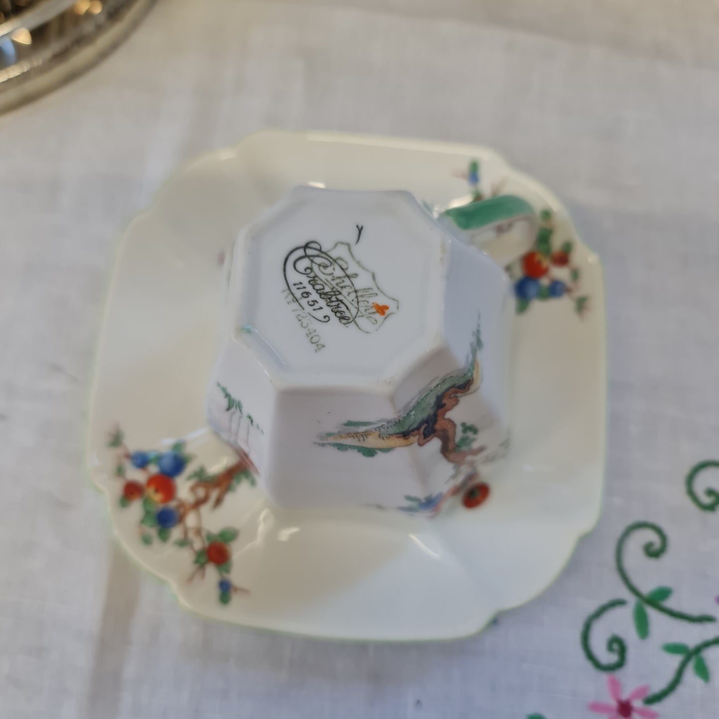 Lovely Shelley vintage tea set cabtree