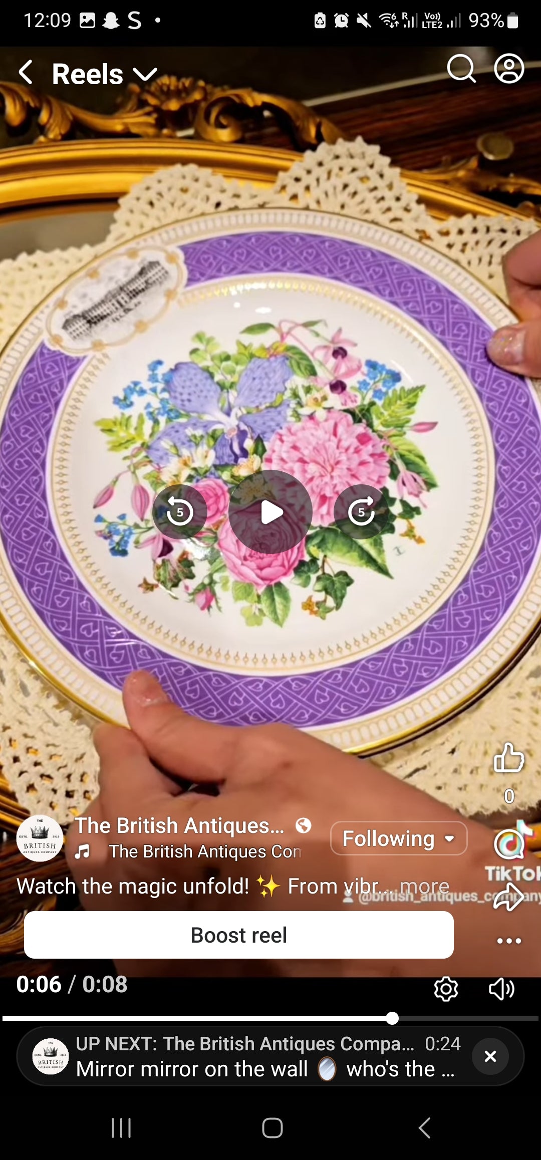 Fine bone china for the Royal Horticultural Society (RHS) to commemorate the 1989 Chelsea Flower Show.