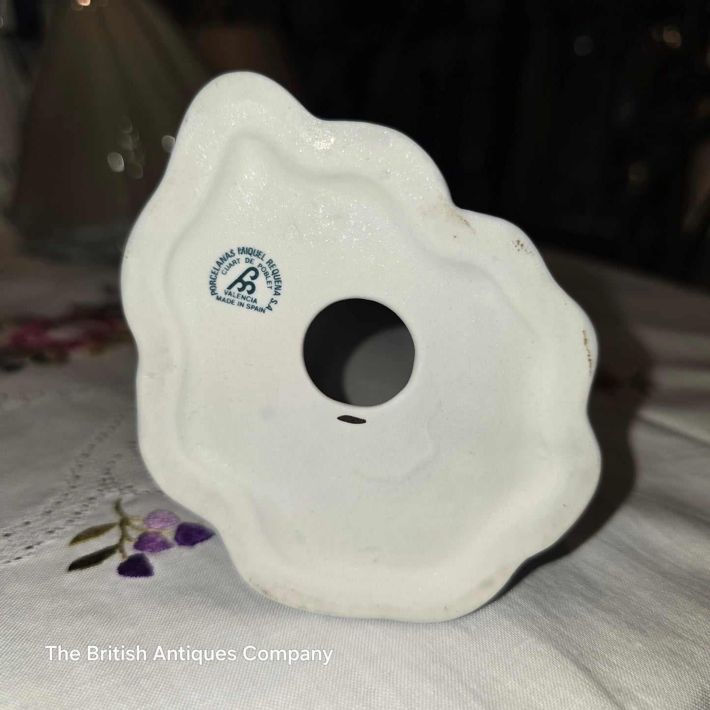 Porcelanas Miquel Requena S.A. "Girl with Flower Basket" Valencia Porcelain Figurine