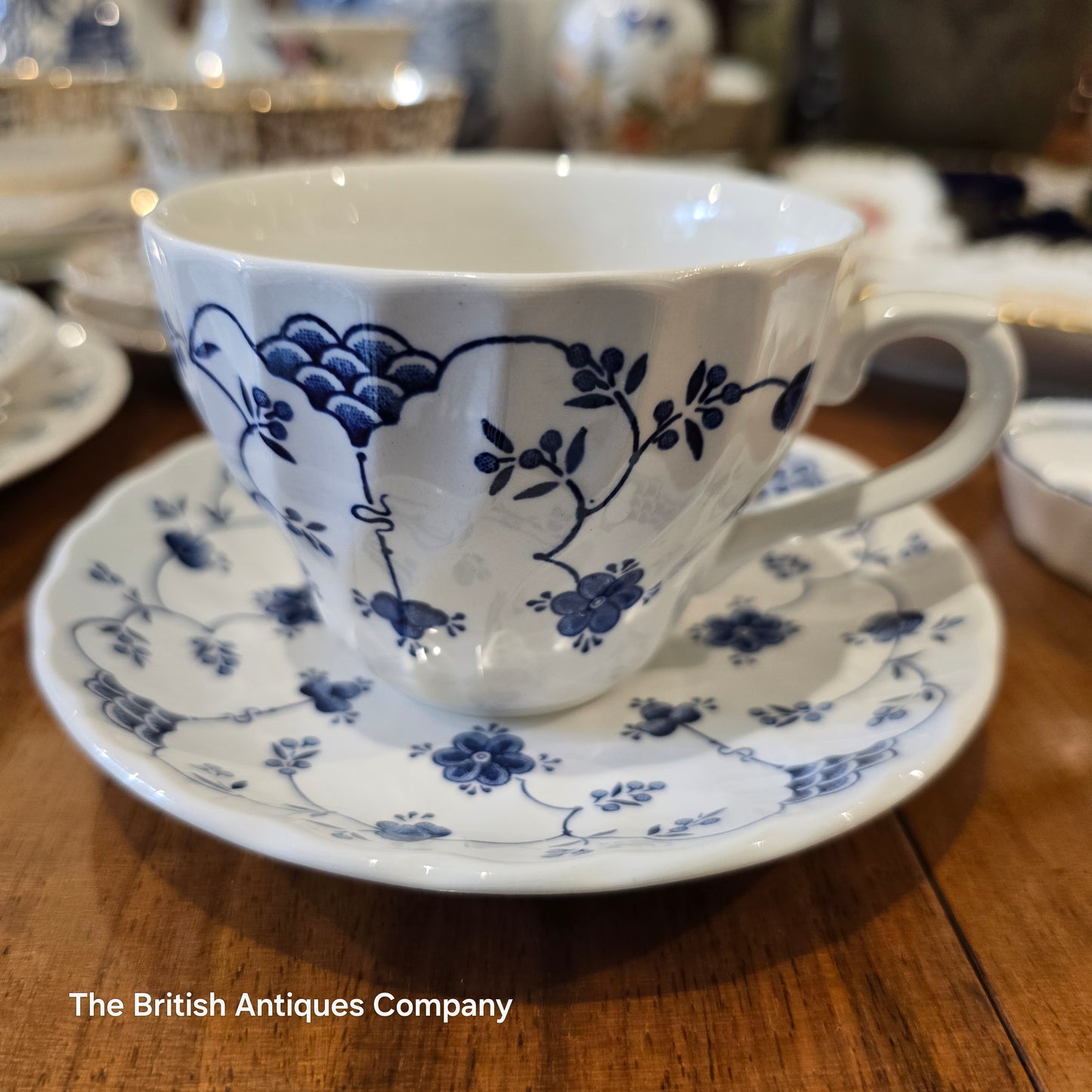 Churchill England Blue and white Tea cup set