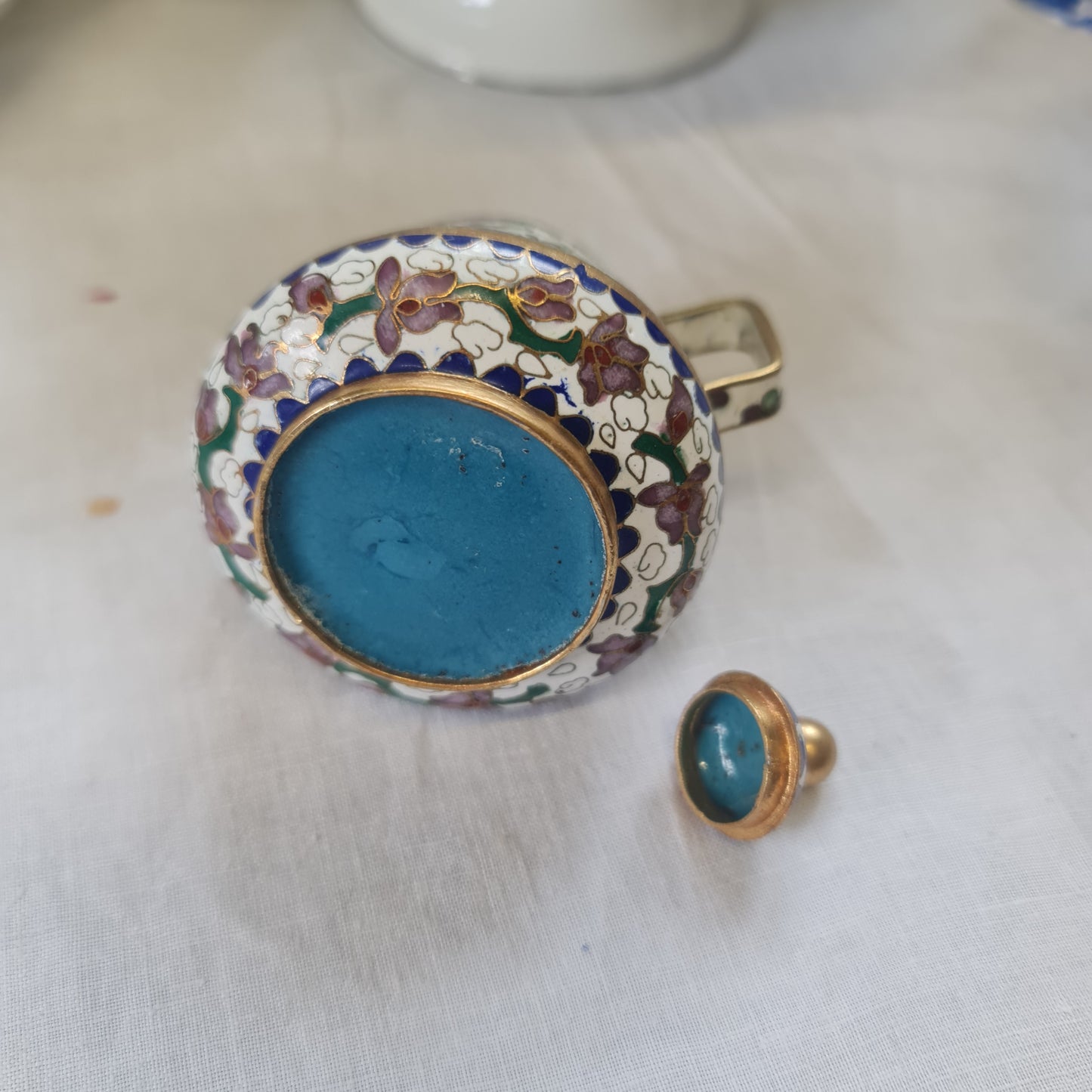 Cloisonné Ming Dynasty White w/Flower. Beautiful miniature cloisonne teapot