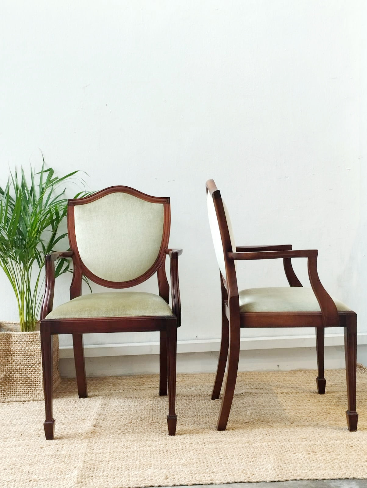 Vintage Mahogany Craver chair by Reputable furniture maker Bridgecraft  A beautiful pair of craver chair in Jade green Velvet seat