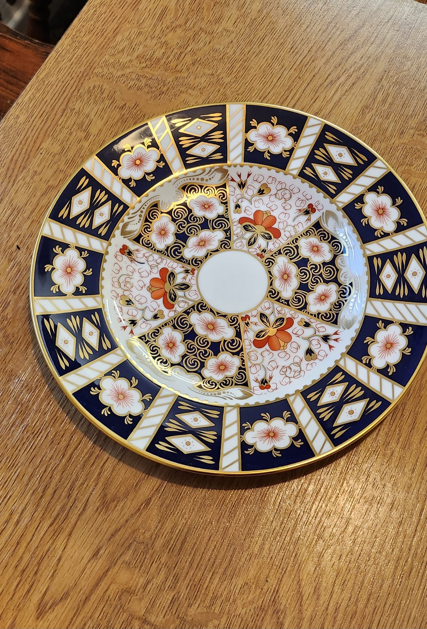 Royal Crown Derby Handpainted imari plate c1948
