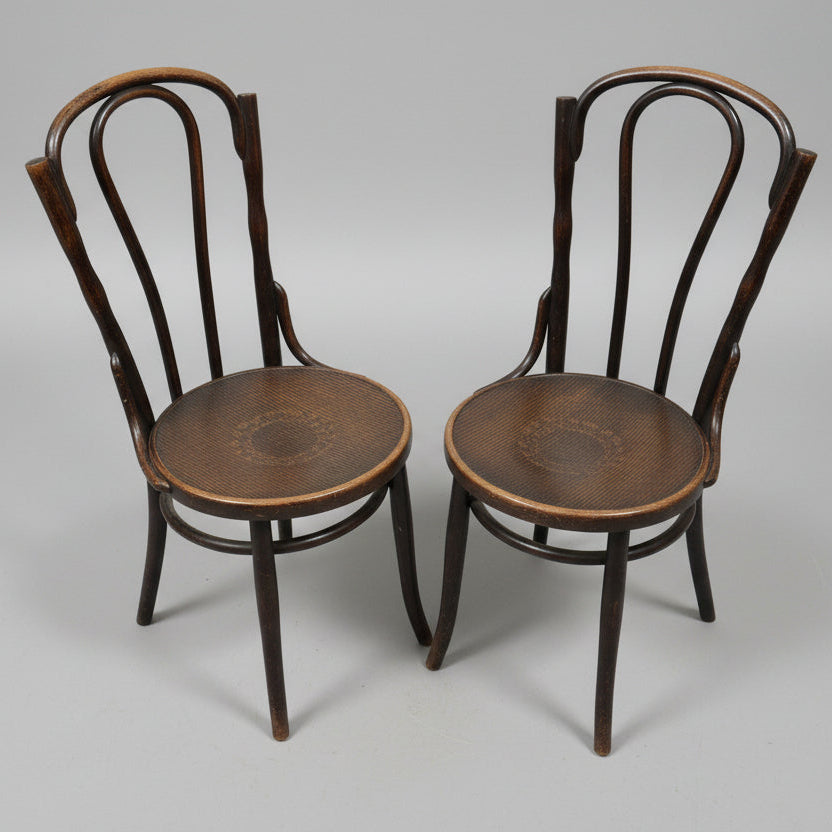 20th century Austrian Johann Kohn & Co. Bentwood and embossed seated bistro dining chairs