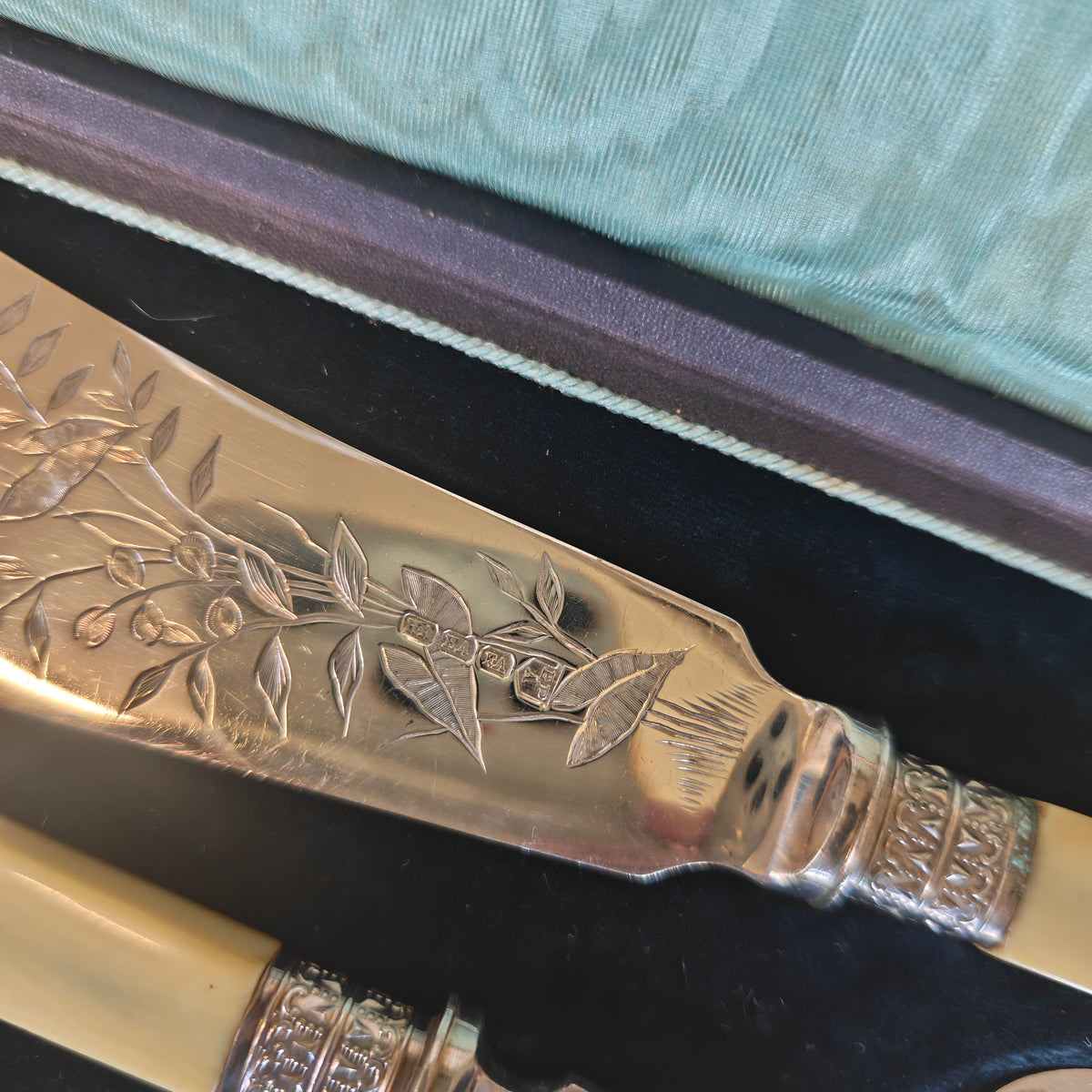 Beautiful antique fish serving set / Pastry serving set