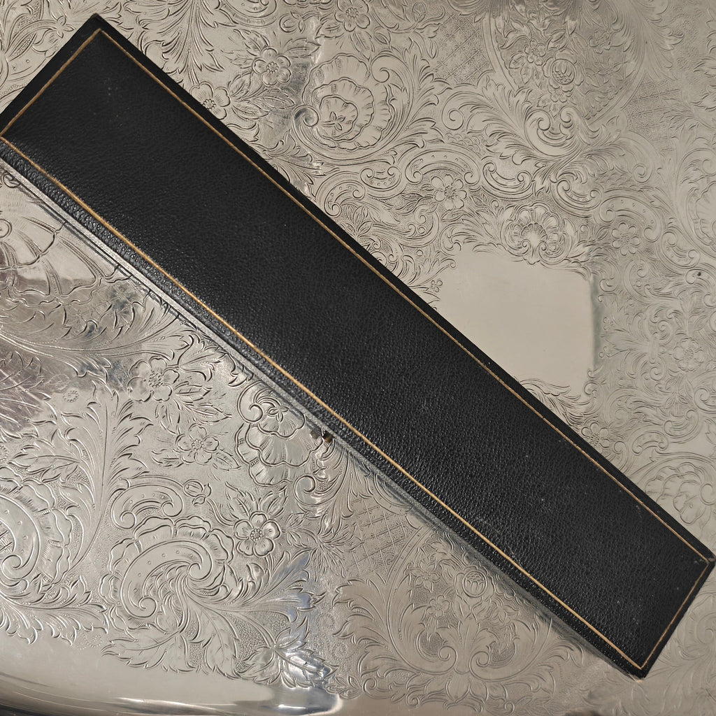 Vintage high quality Silver plated bread knife by Martin Hall
