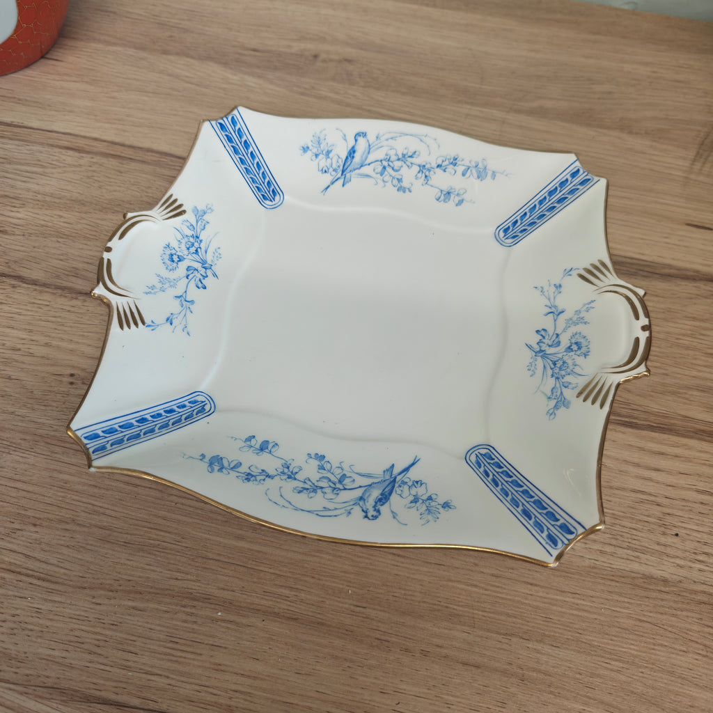 Antique Wedgwood serving plate in the coveted Bluebird Pattern (Y2715)