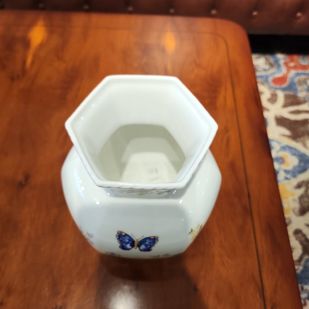 Anysley cottage garden vase