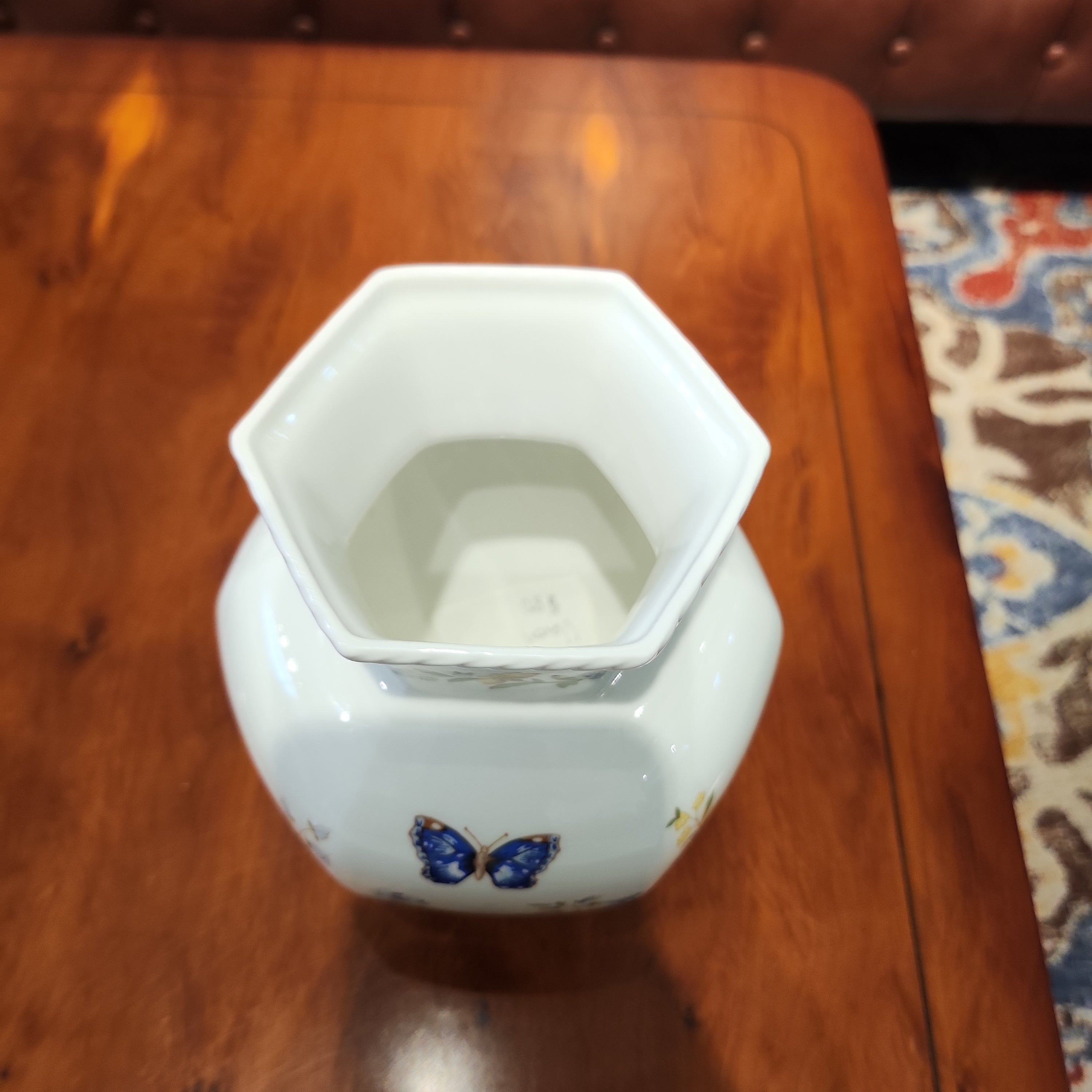 Anysley cottage garden vase