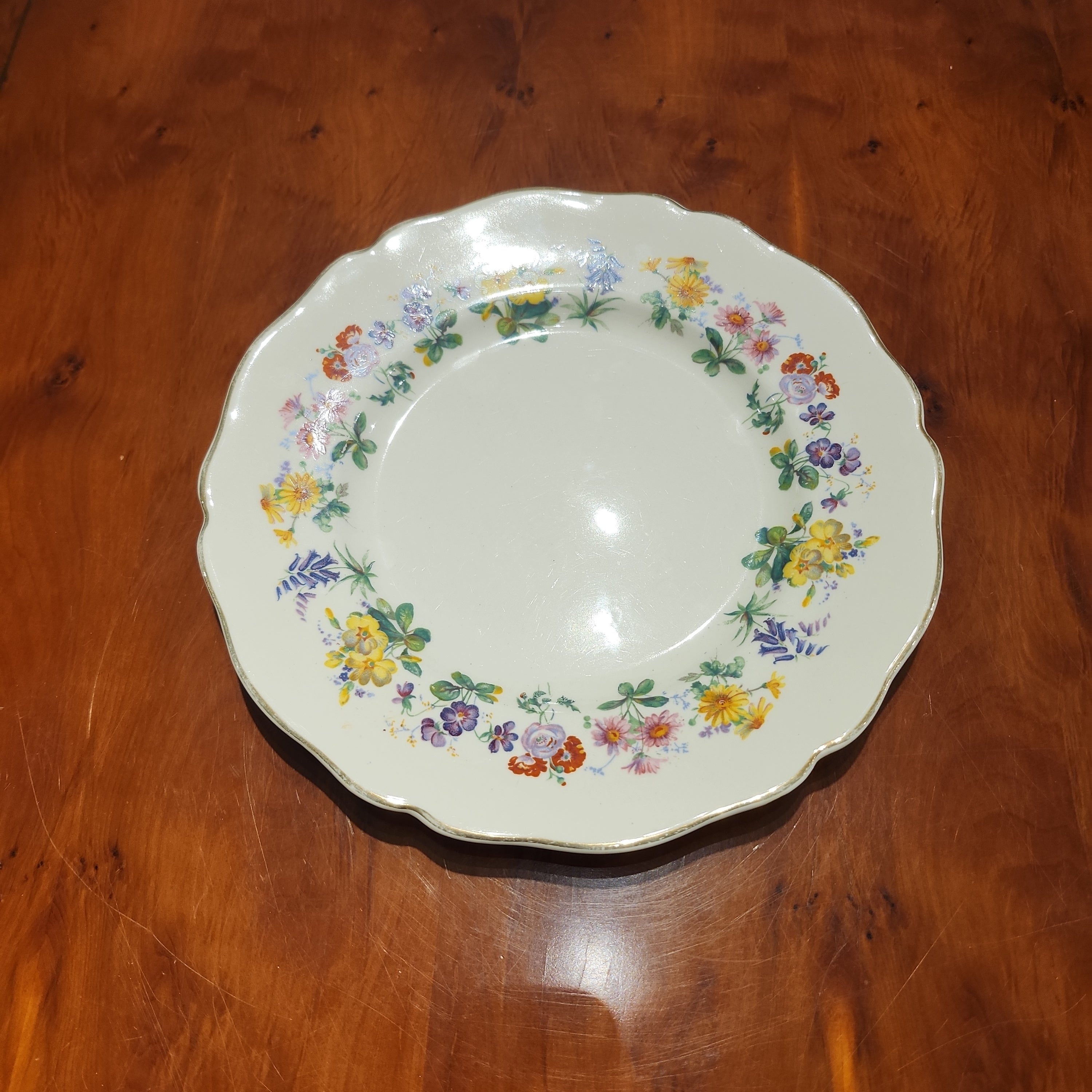 Royal Doulton Dovetail 22 cm plate