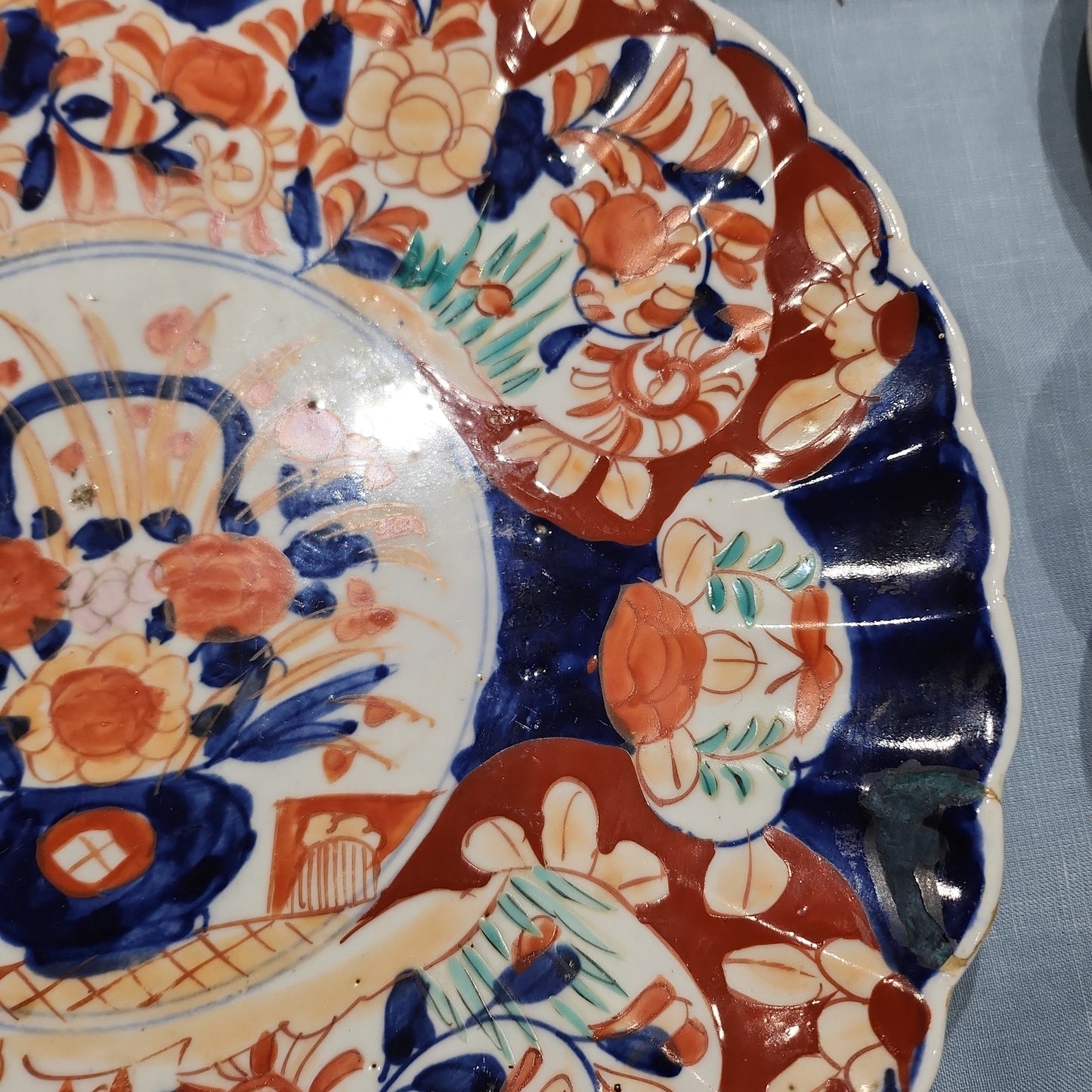 Antique quality Imari 32 cm big plate with Amazing handpainted detail- very good condition