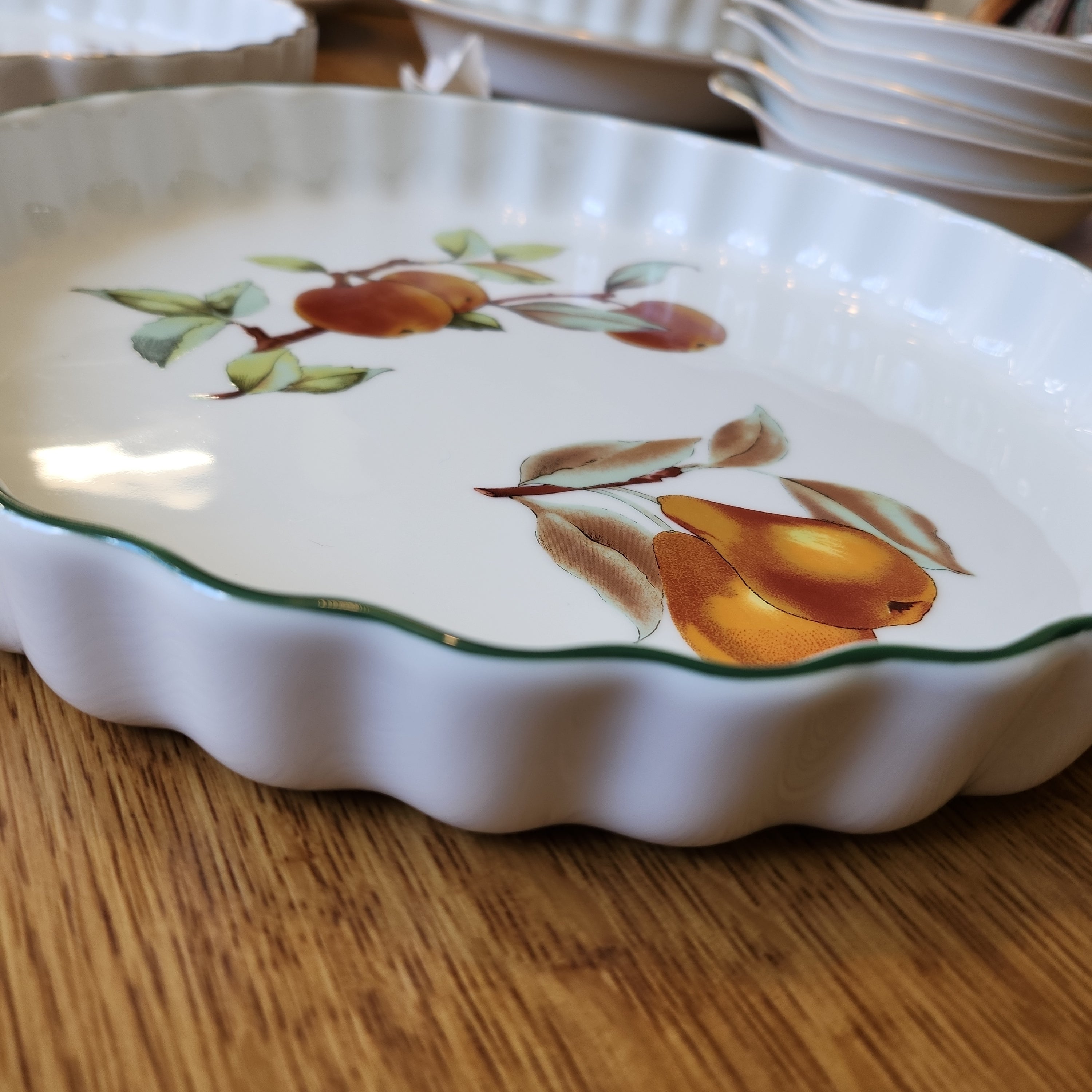 Royal Worcester Fine Bone pie dish 27 x 3 cm