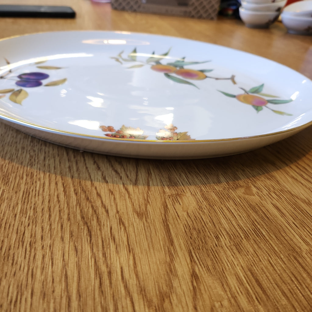 Royal worcester big serving dish