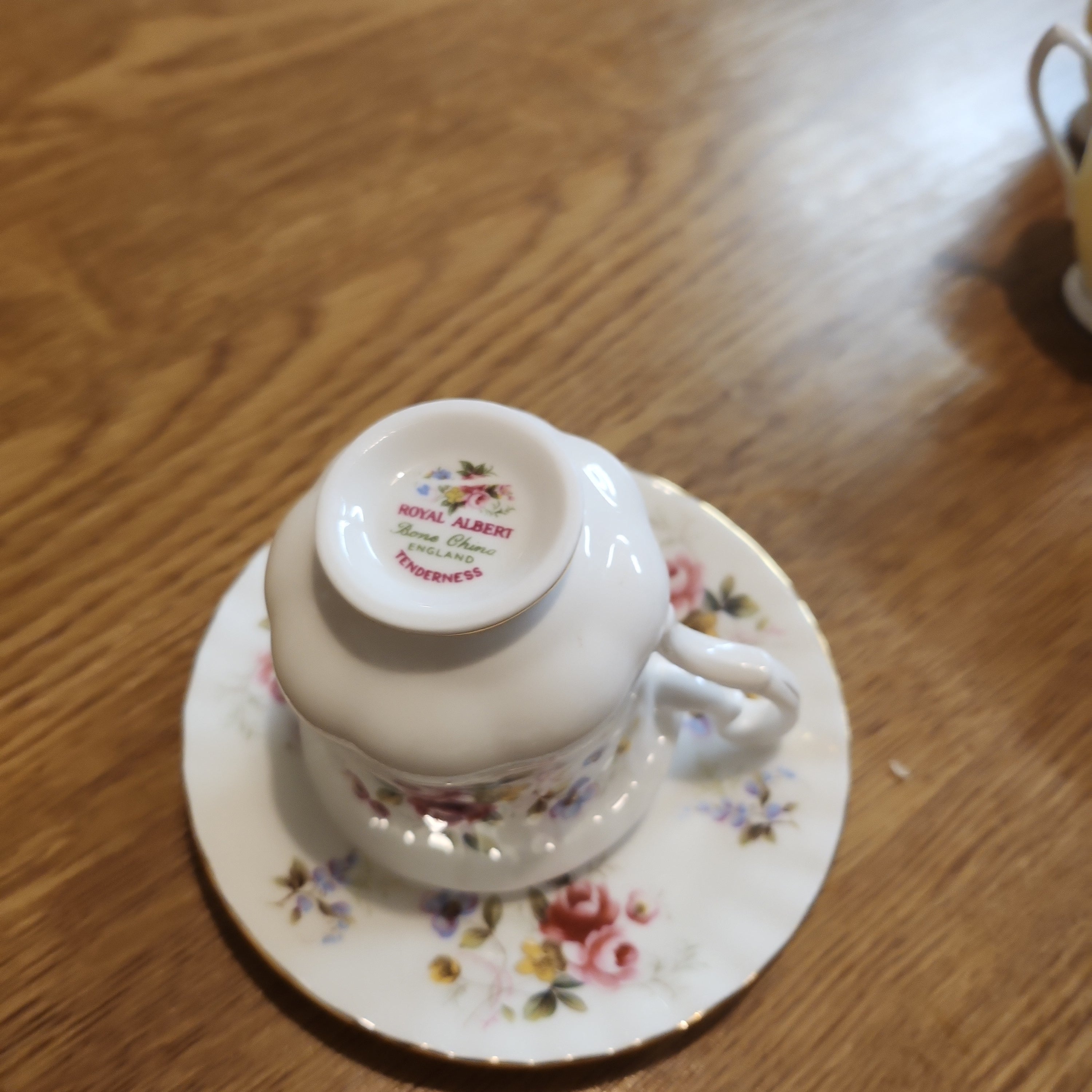 Royal Albert Tenderness coffee set