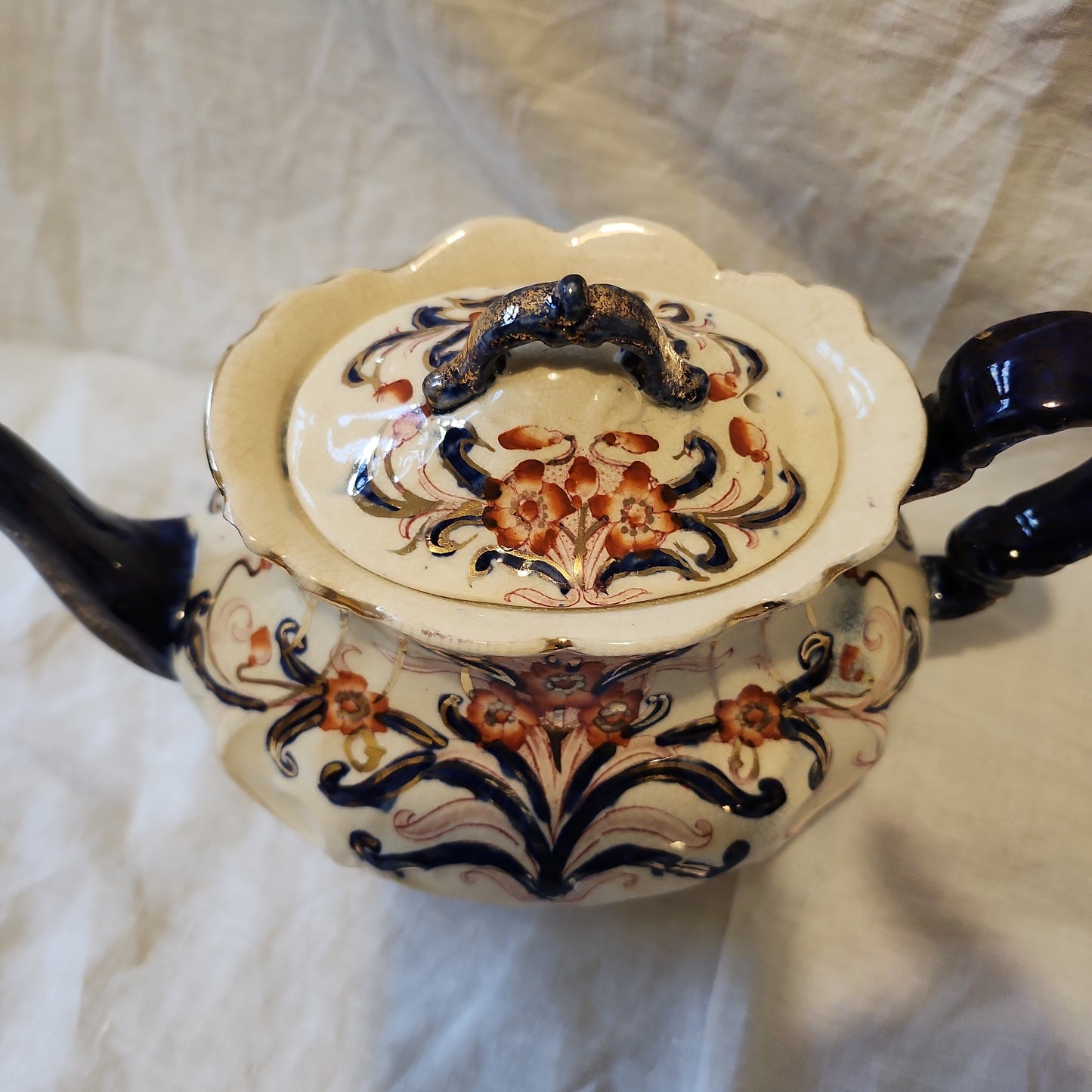 Victorian Tea pot by Sanuel Johnson of Burslem imari style handpainted tea pot with crazing
