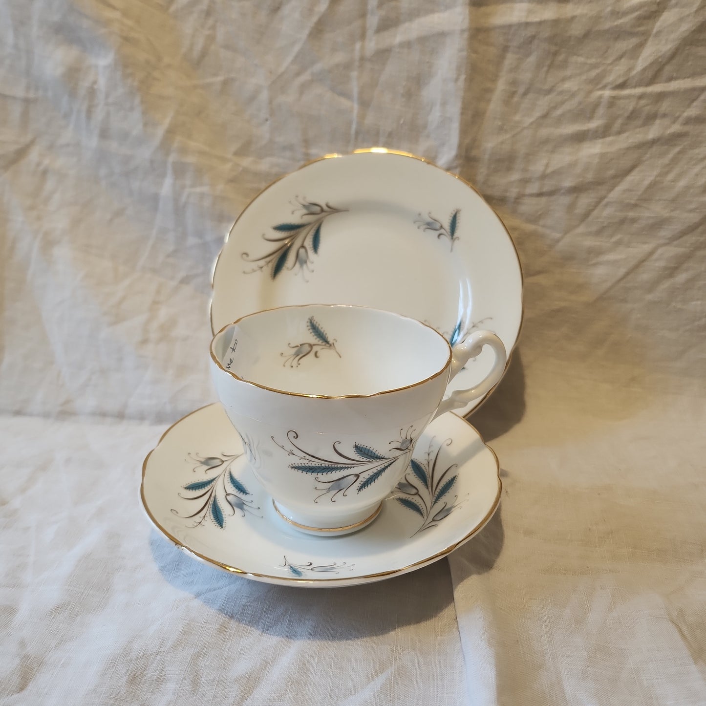 Winston Vintage fine bone china tea set