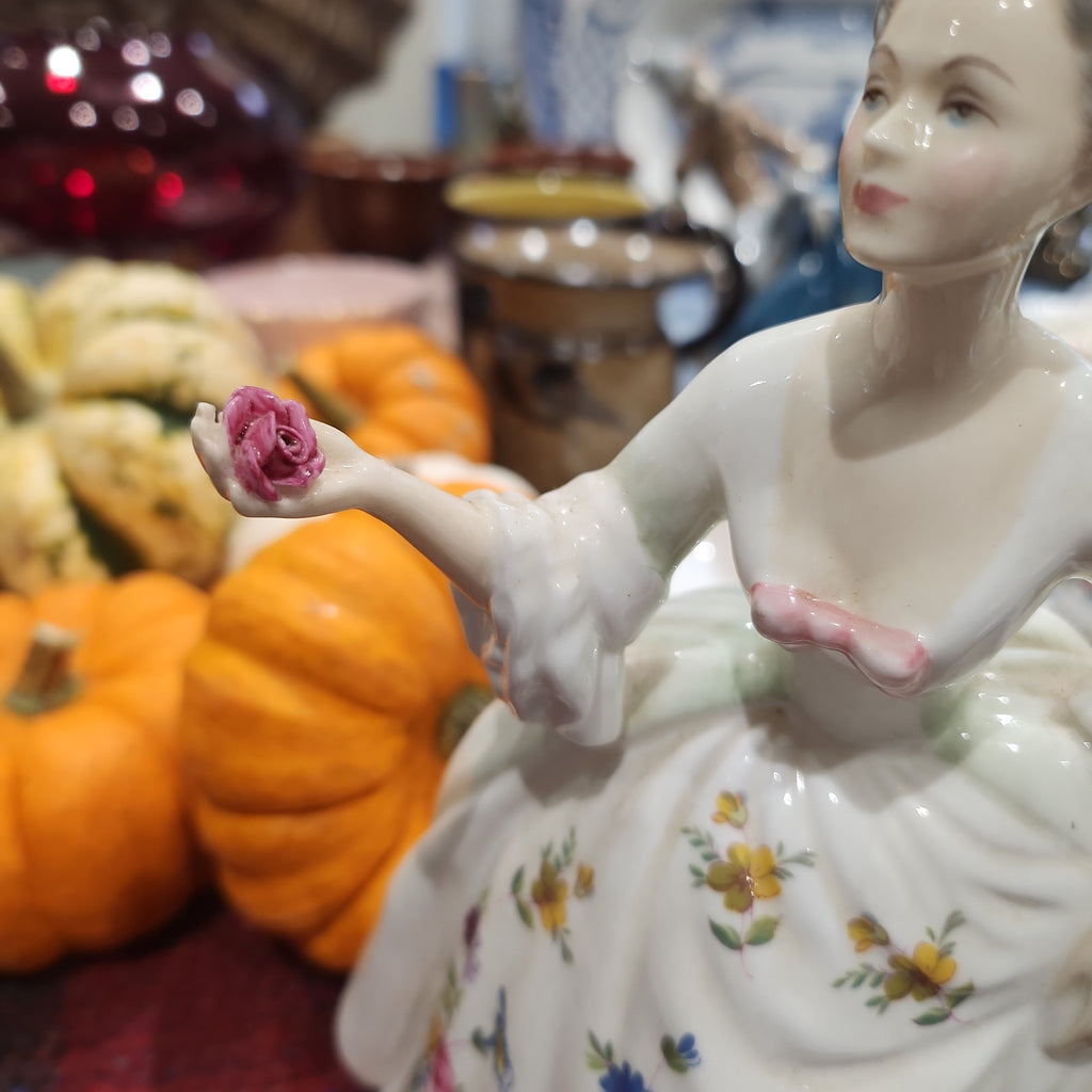 Royal Doulton fine bone china Fugurine - Diana