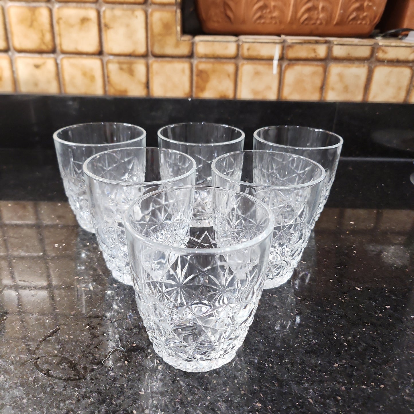 Quality Crystal drinking glass per piece