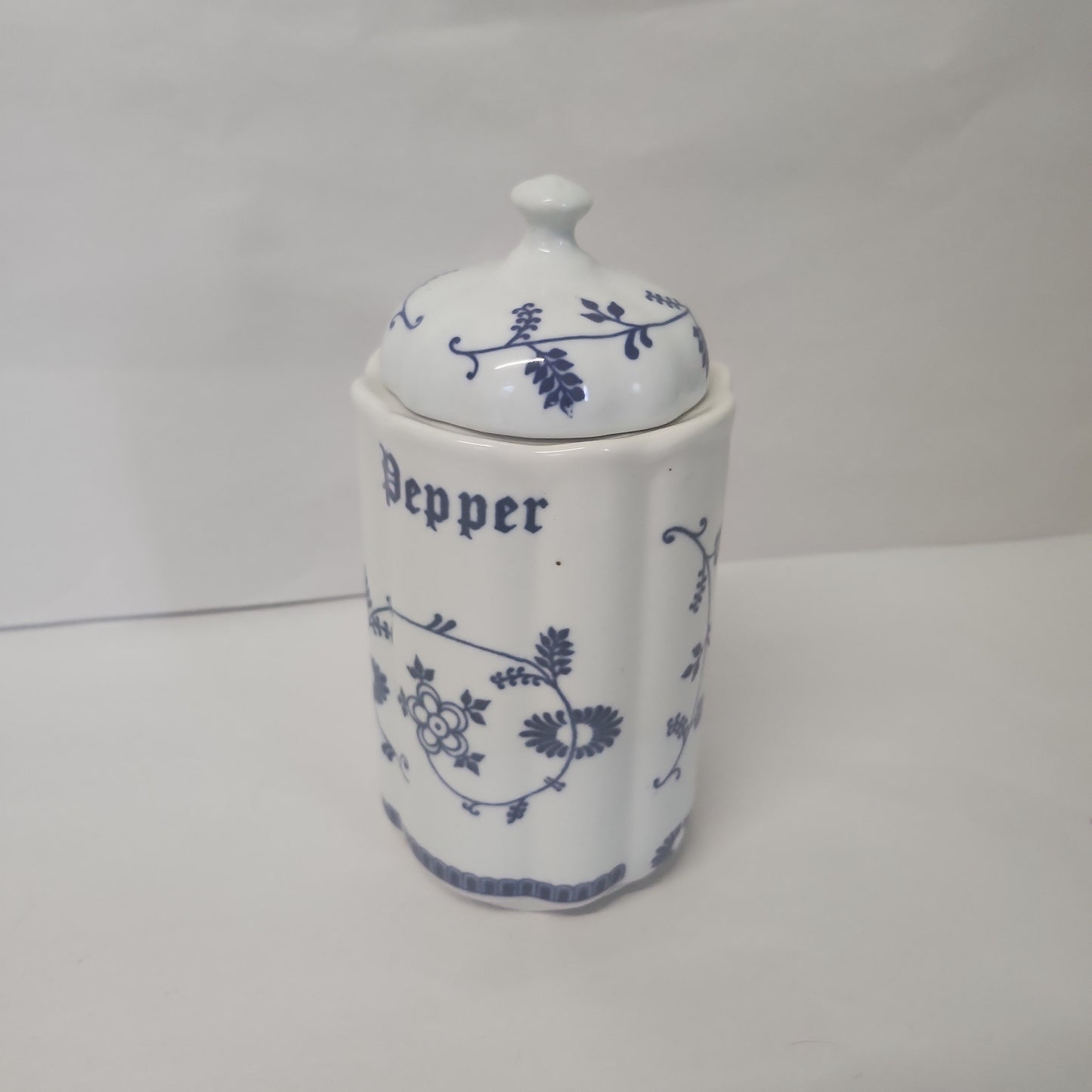 Made in Germany Big canister with lid mark TC- Pepper