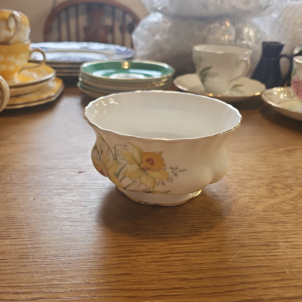 Royal Albert Hyacinth sugar bowl