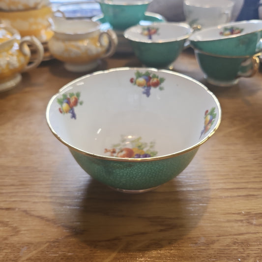 GROSVENOR YE OLDE ENGLISH JACKSON & GOSLING CHINA sugar bowl