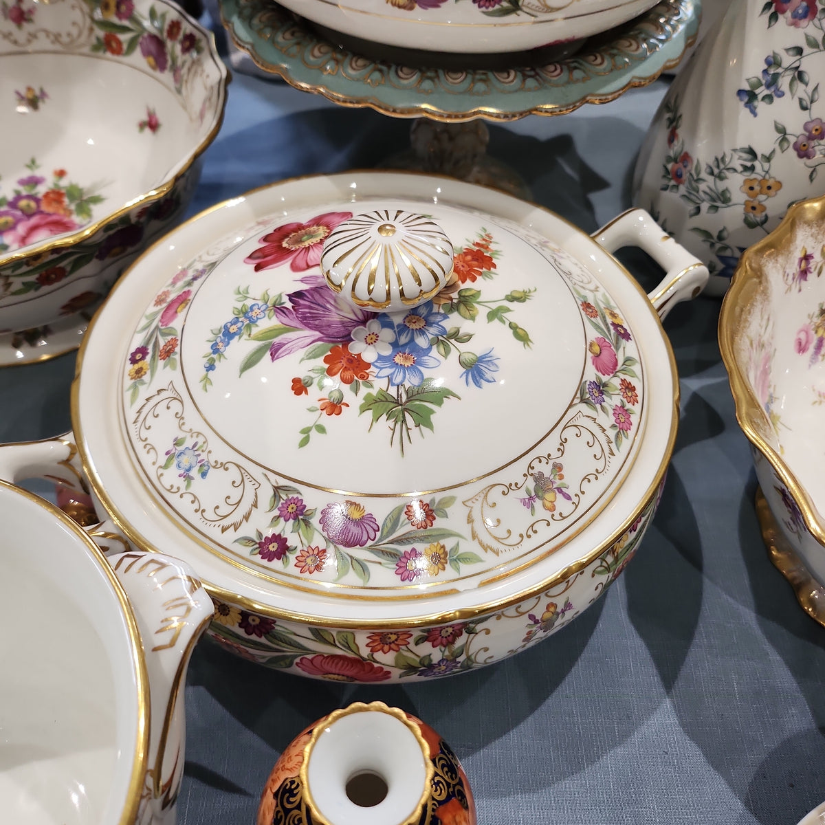 Rare Hammersley's Dresden spray big tureen