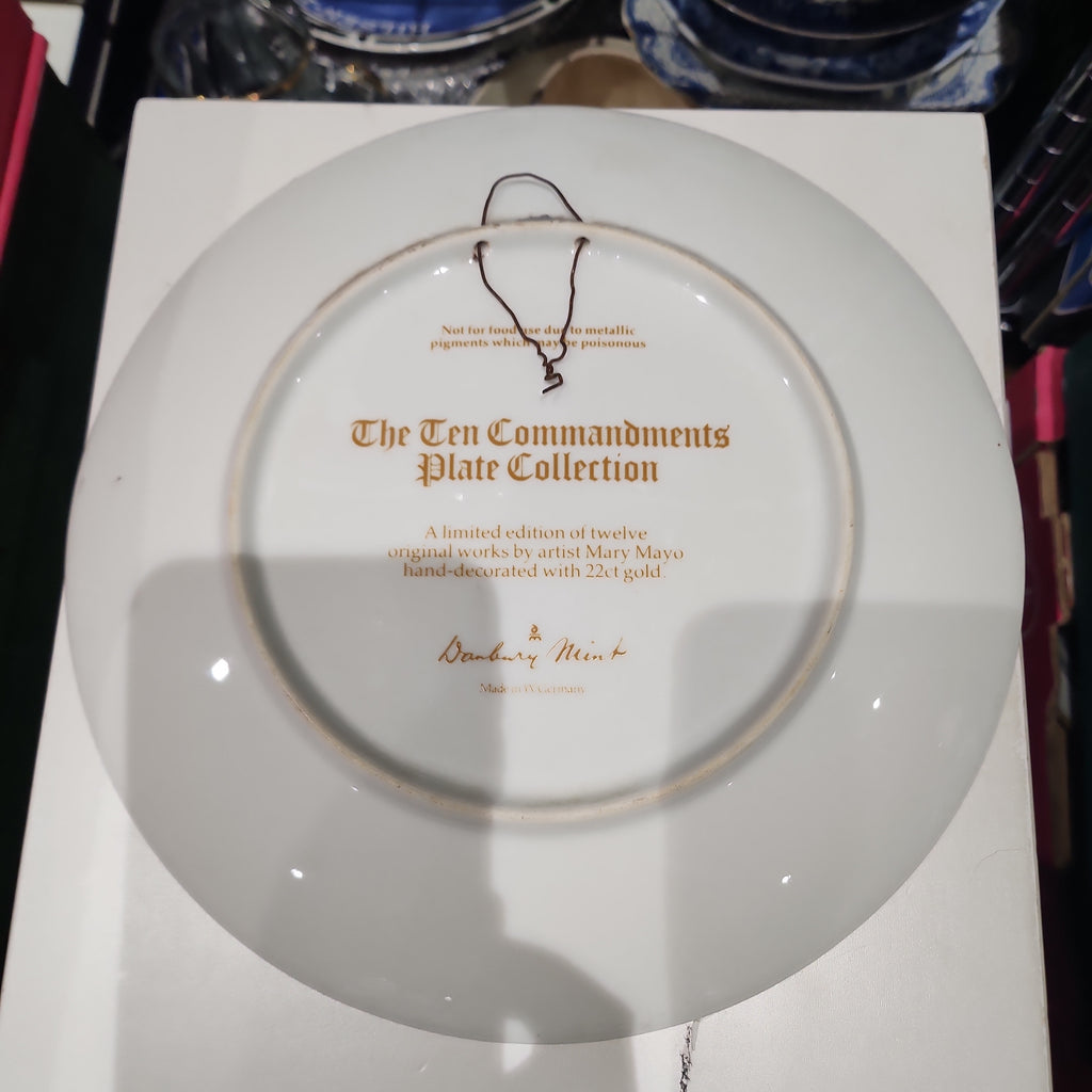 The Ten Commandments Plate Collection FOURTH COMMANDMENT Mary Mayo Danbury Mint.