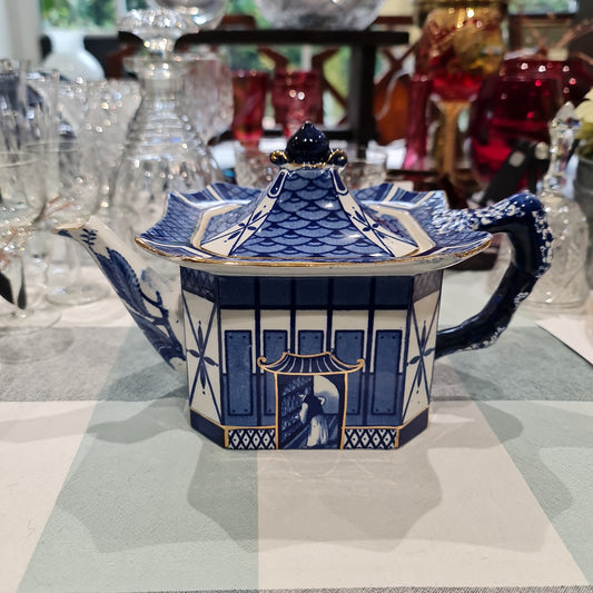 Rare Burleigh Pagoda tea pot with minor chip on mouth