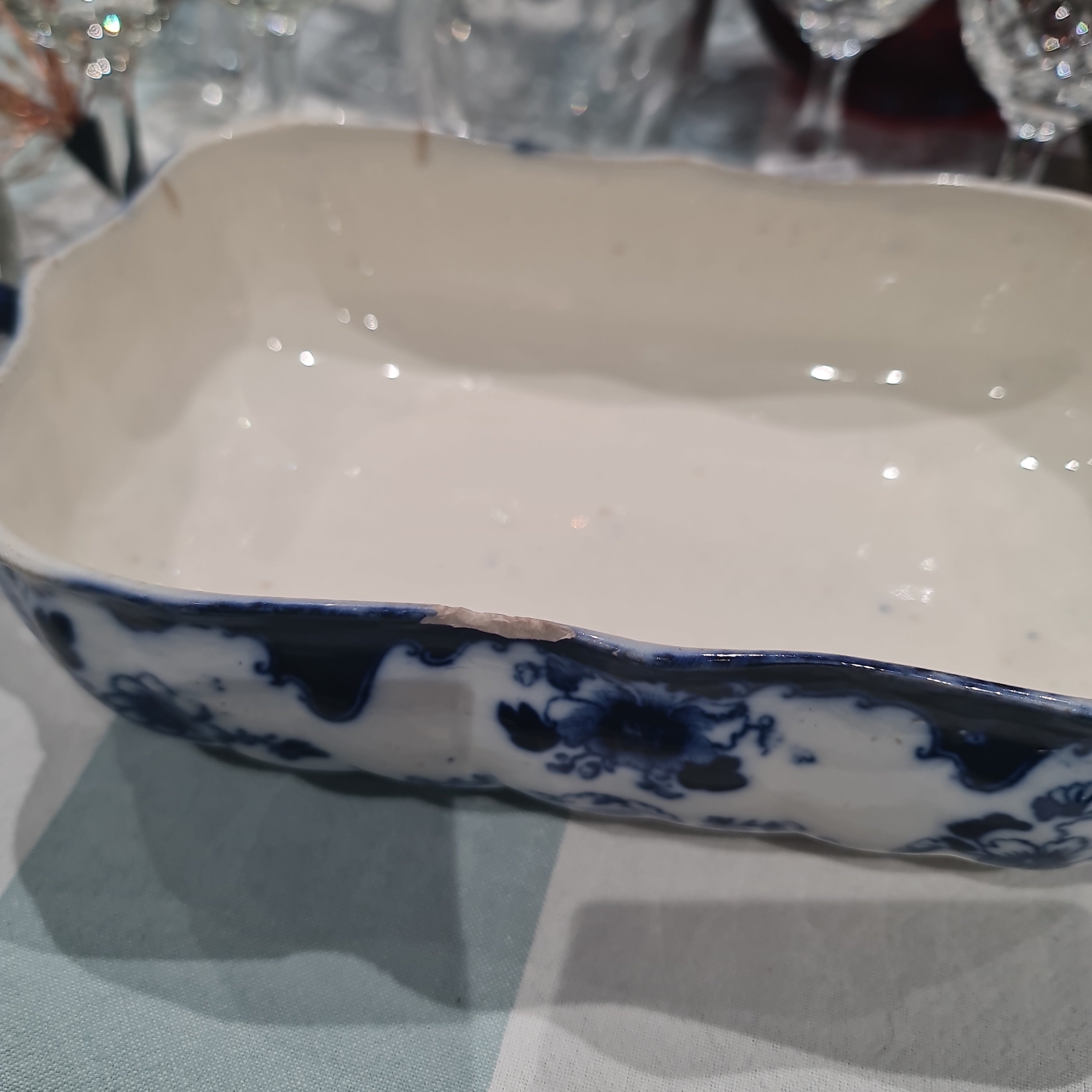 Rare Cresham blue and white vegetable tureen