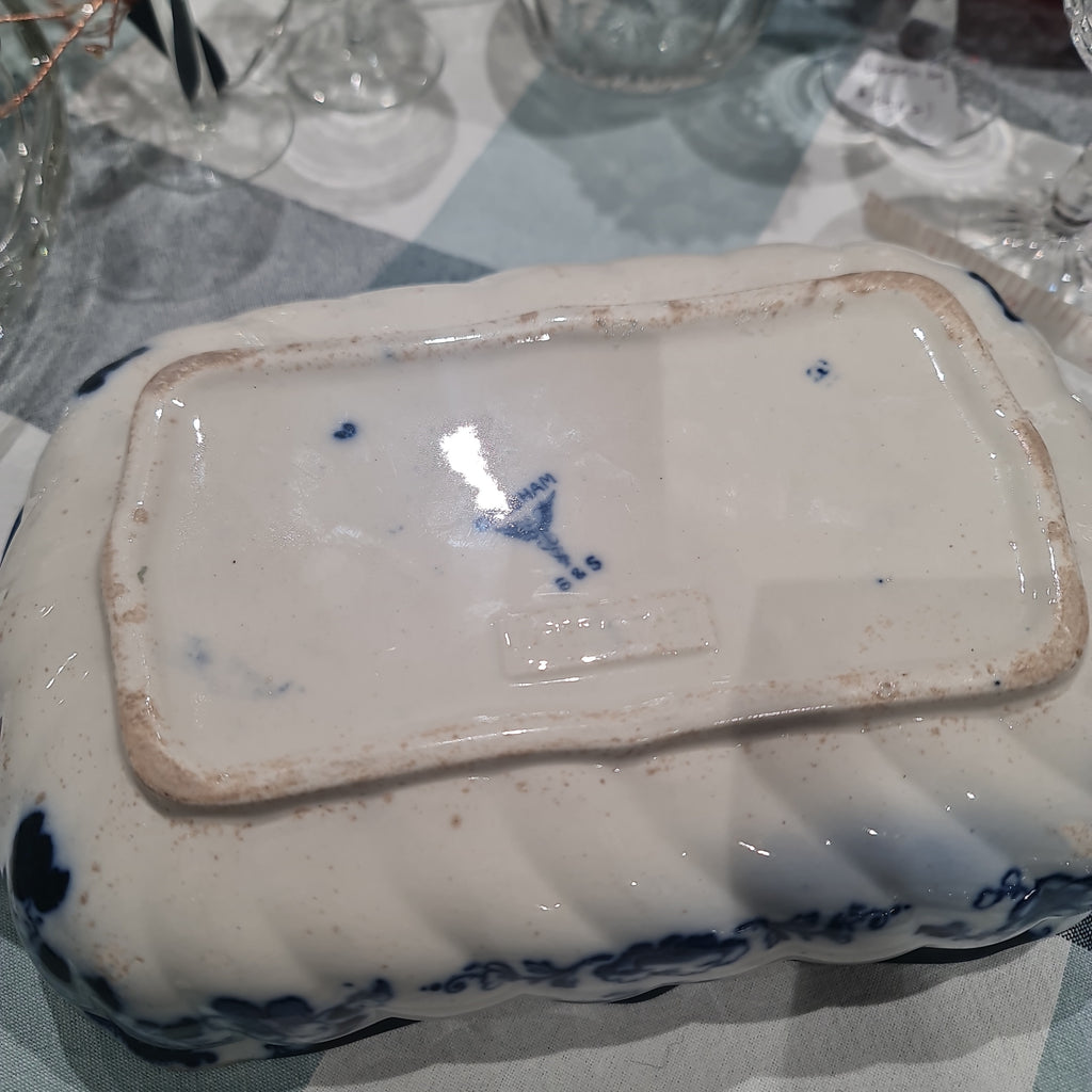 Rare Cresham blue and white vegetable tureen