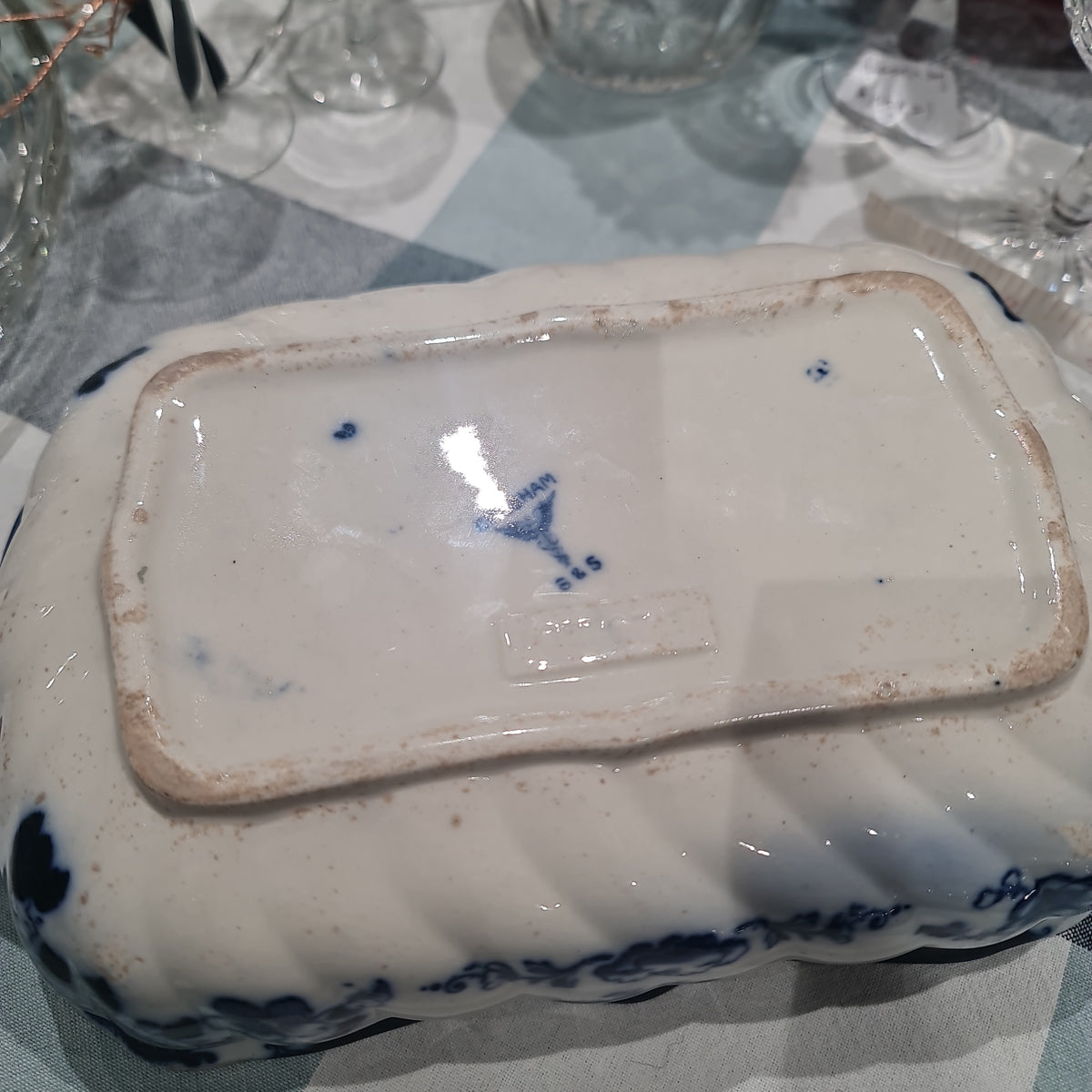 Rare Cresham blue and white vegetable tureen