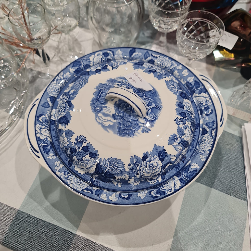 Wood and son blue and white vegetable tureen