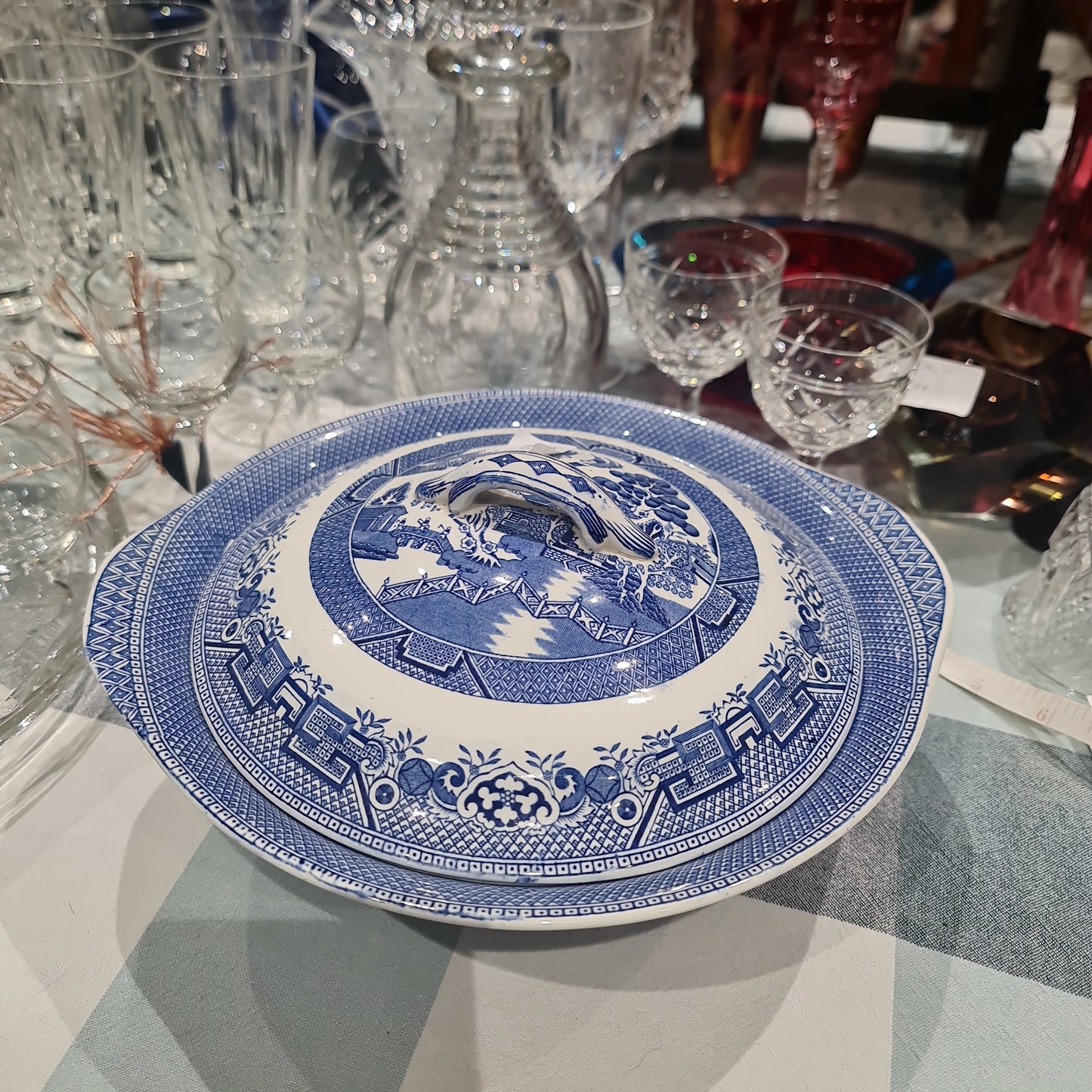 Royal Staffordshire blue willow tureen