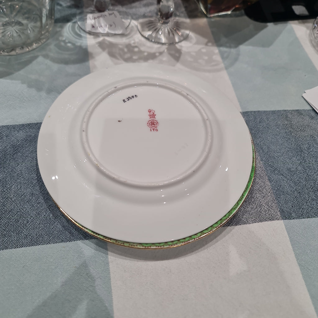 Royal Doulton Vintage green 16 cm platep