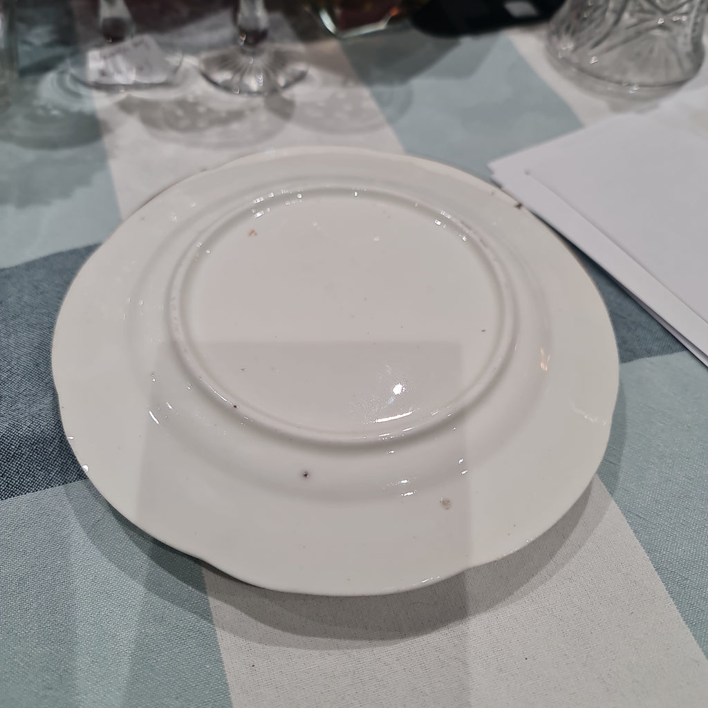 Vintage white and Gold 18 cm plate