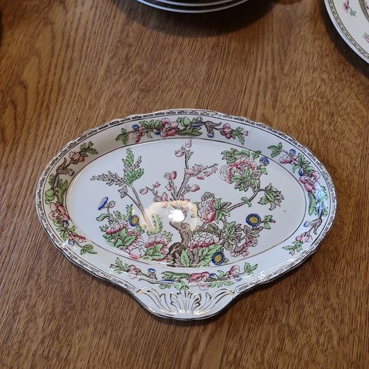 Rare Alfred Meakin oval shape serving dish circa 1830-1900 - with minor crazing at the back of plate