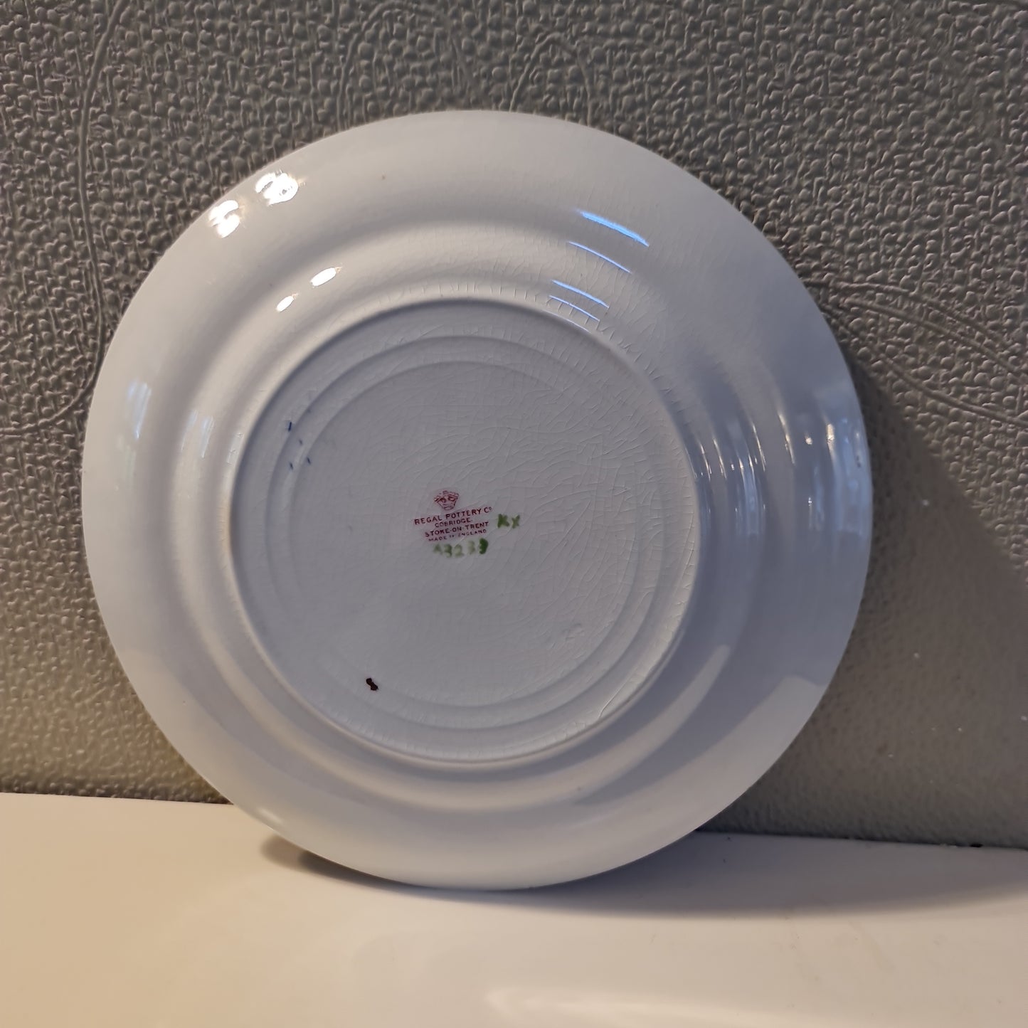 Regal pottery 23cm plate x 6  with crazing and 1 with chip on edge