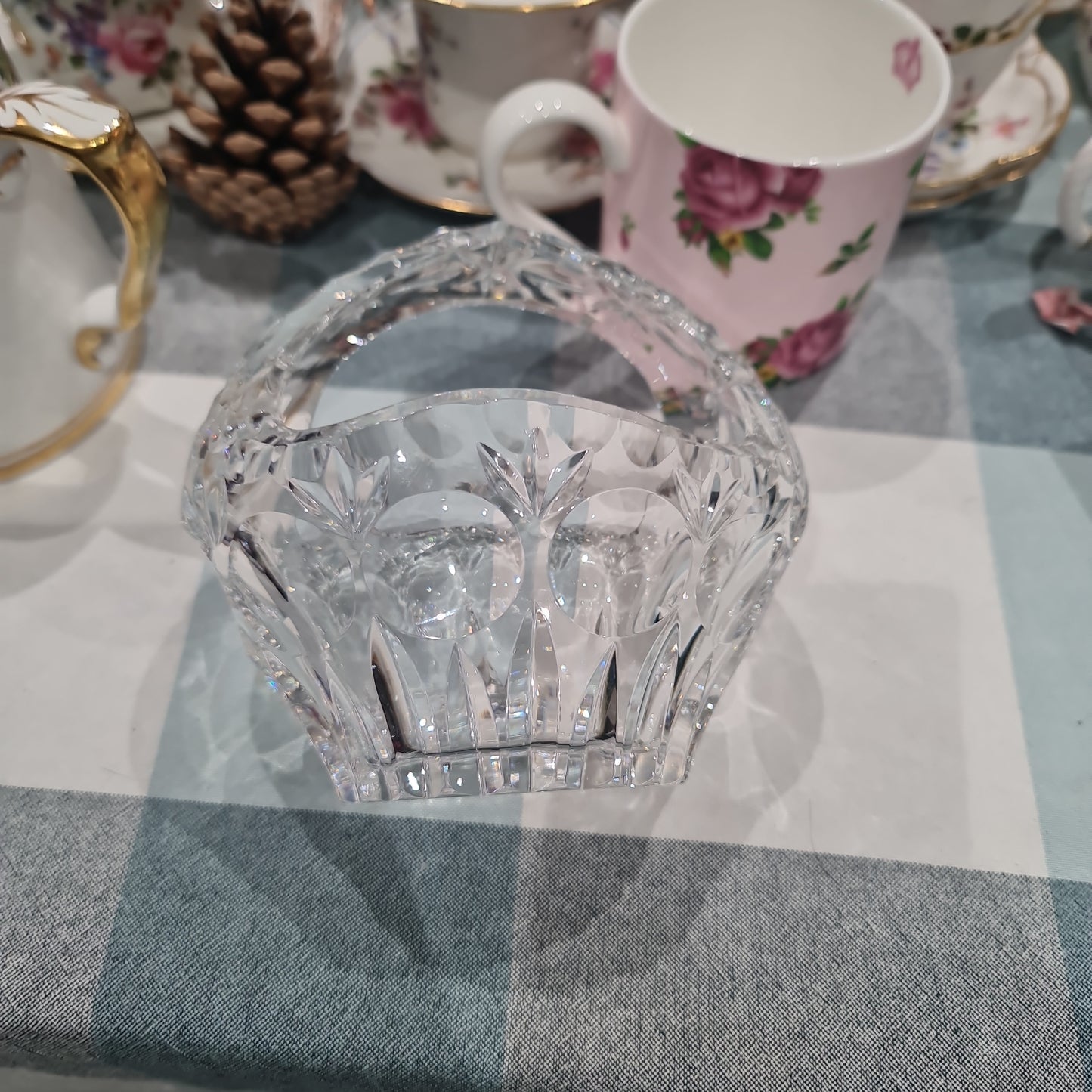 Beautiful waterford crystal basket