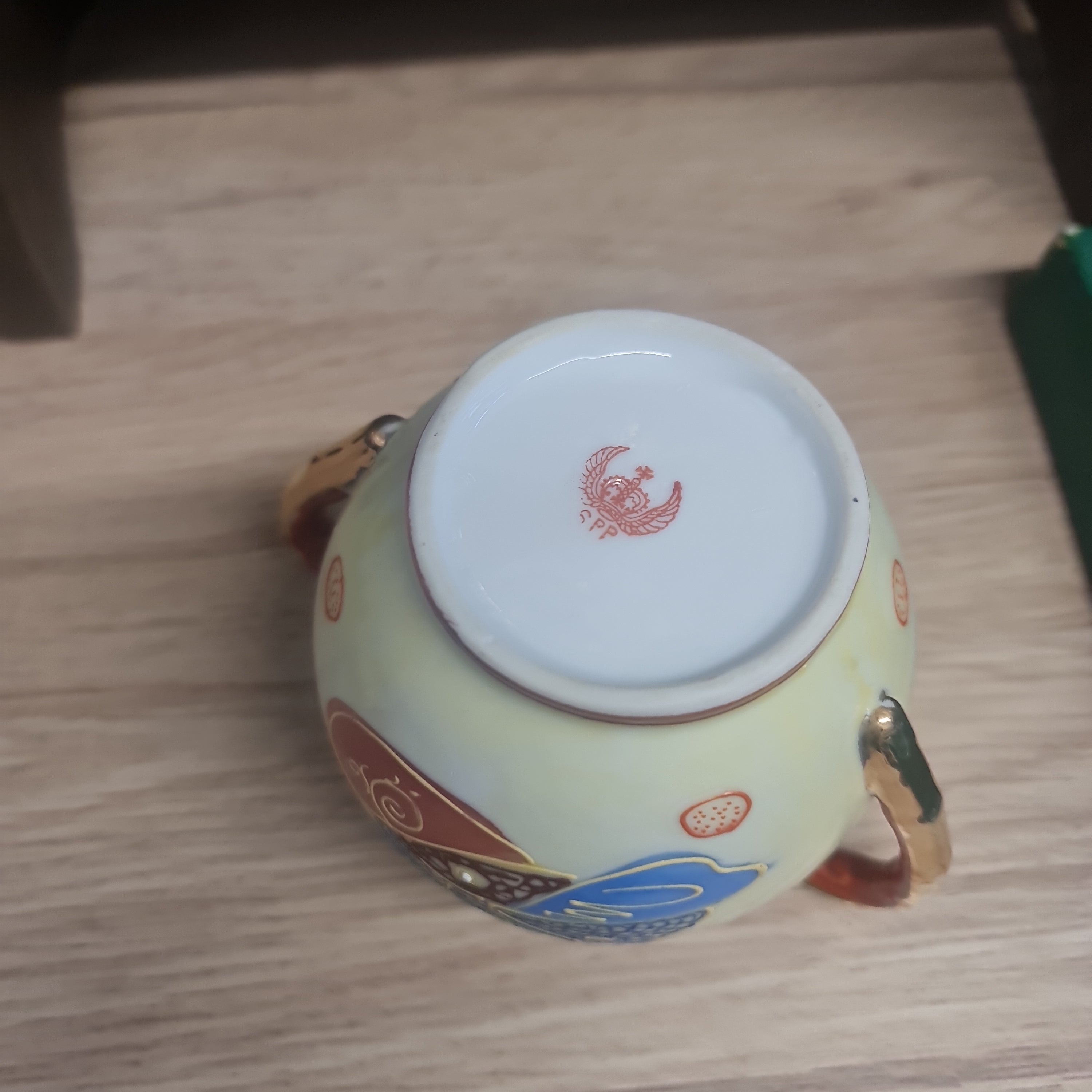 Antique Japanese Satsuma meji period handpainted sugar bowl