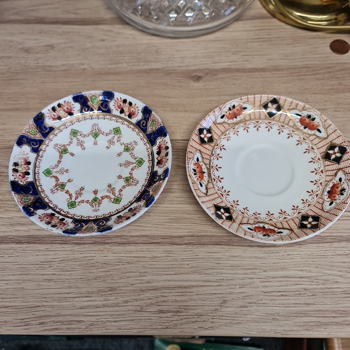 2 x imari saucer