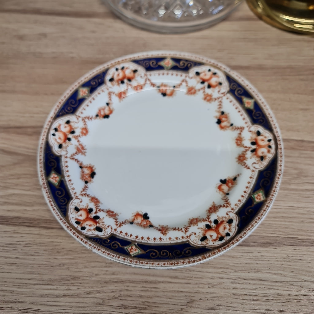 Vintage Handpainted imari plate