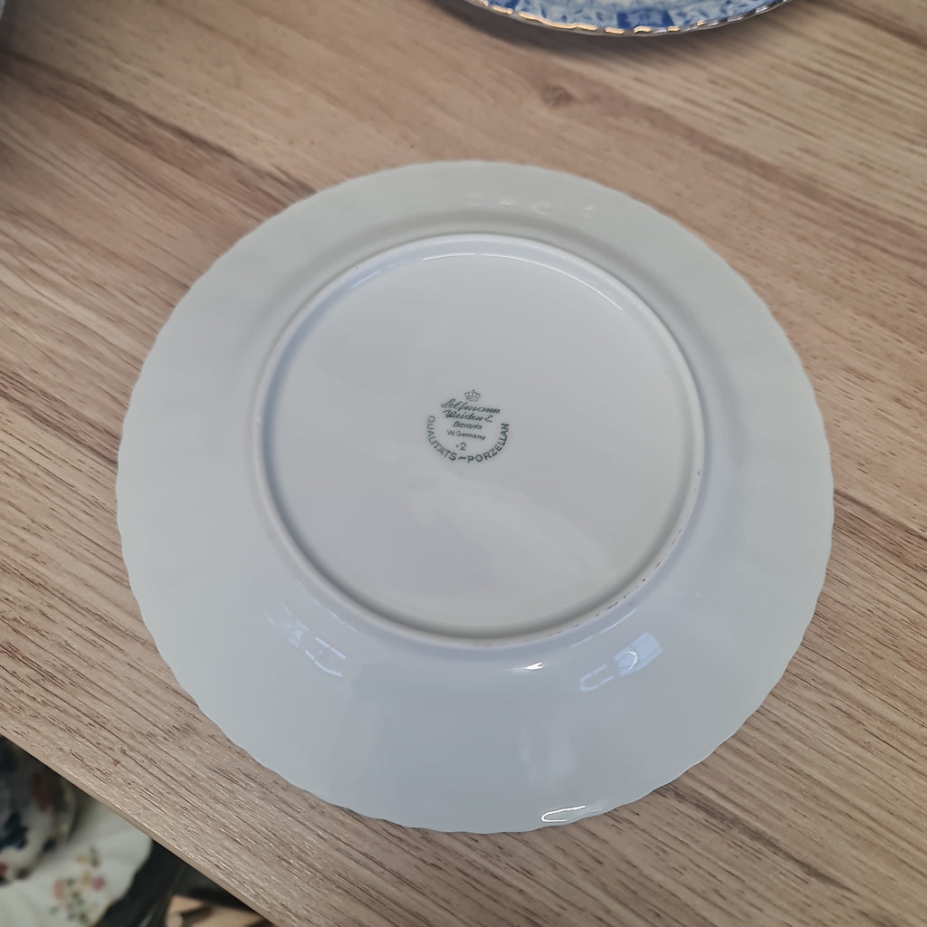 Seltmann Weiden blue and white 1860 20cm plate