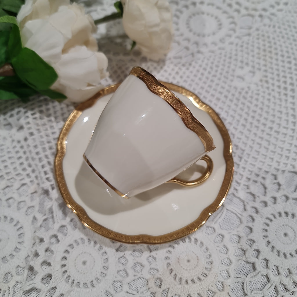 Royal Doulton Vintage Ivory Gold coffee set  -VGC