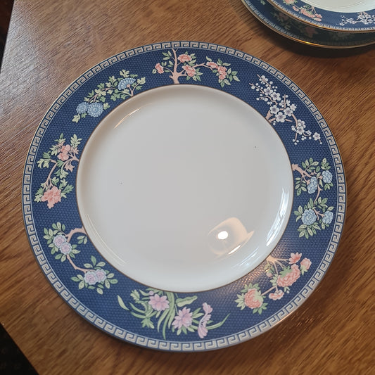 Beautiful Wedgwood Vintage 27cm Dinner plate Blue Siam